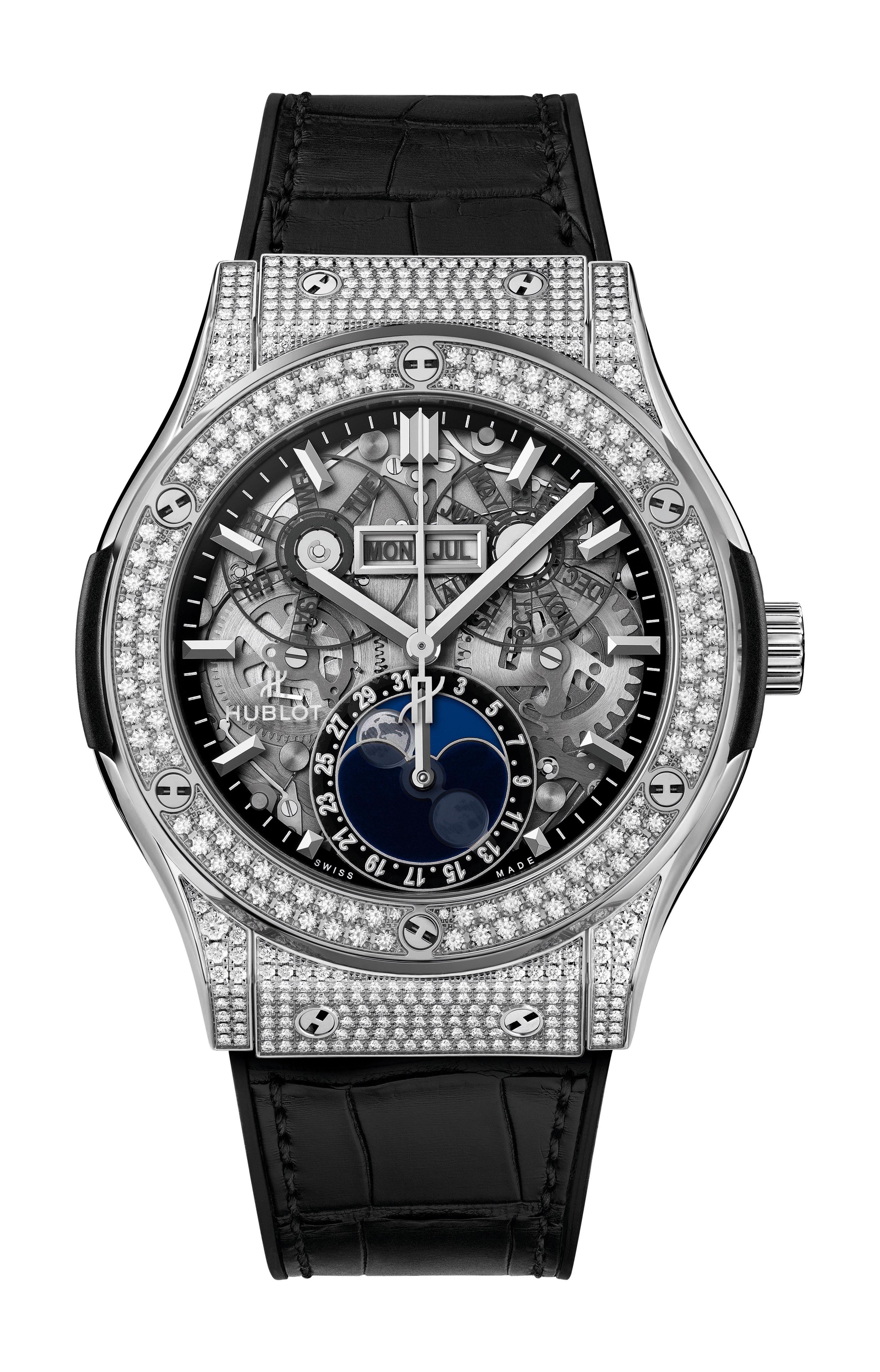 Hublot Classic Fusion Aerofusion Moonphase Titanium Pavé