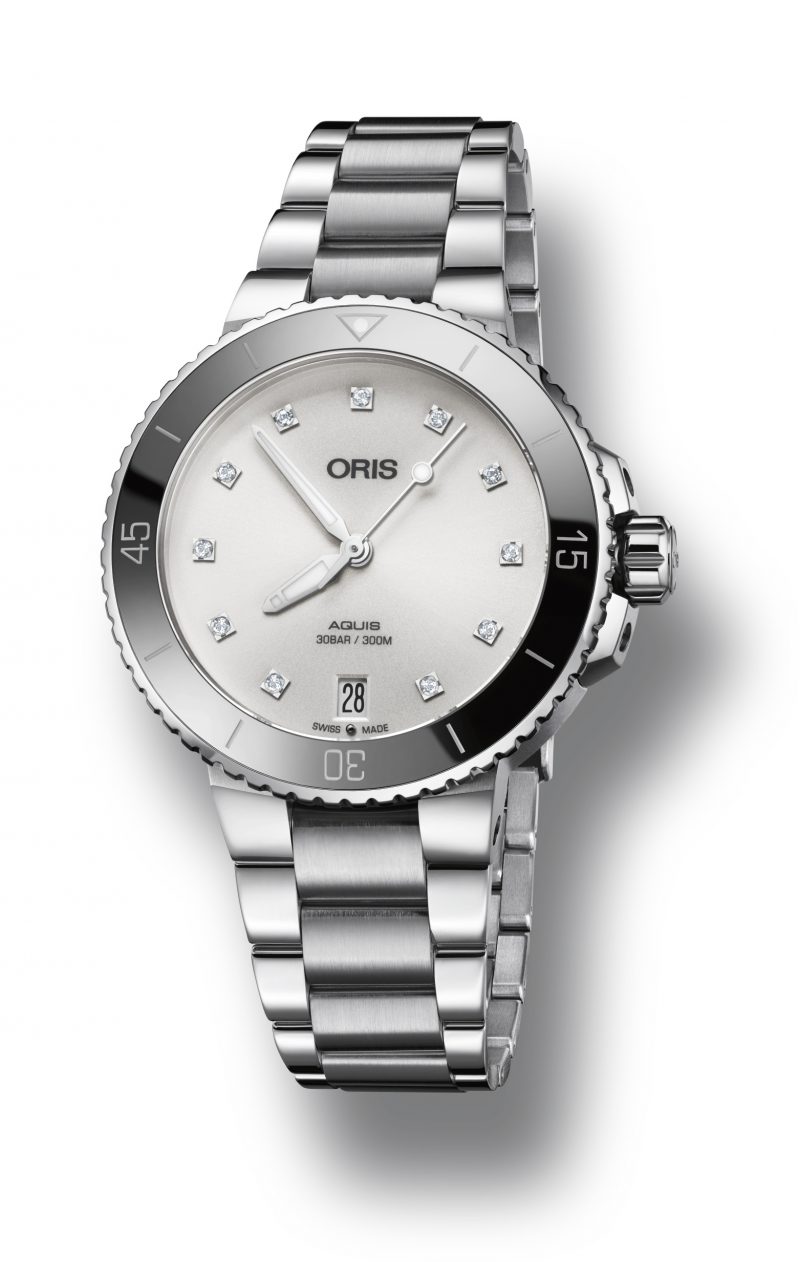ORIS MOD. AQUIS DATE DIAMONDS main image 1