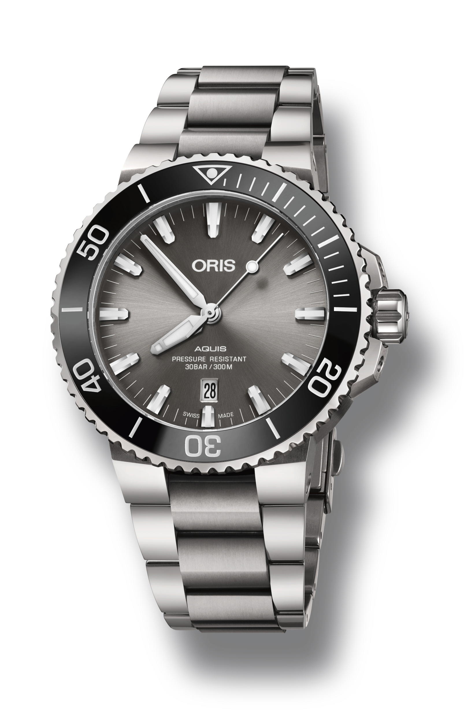 Oris Aquis Titanium Date