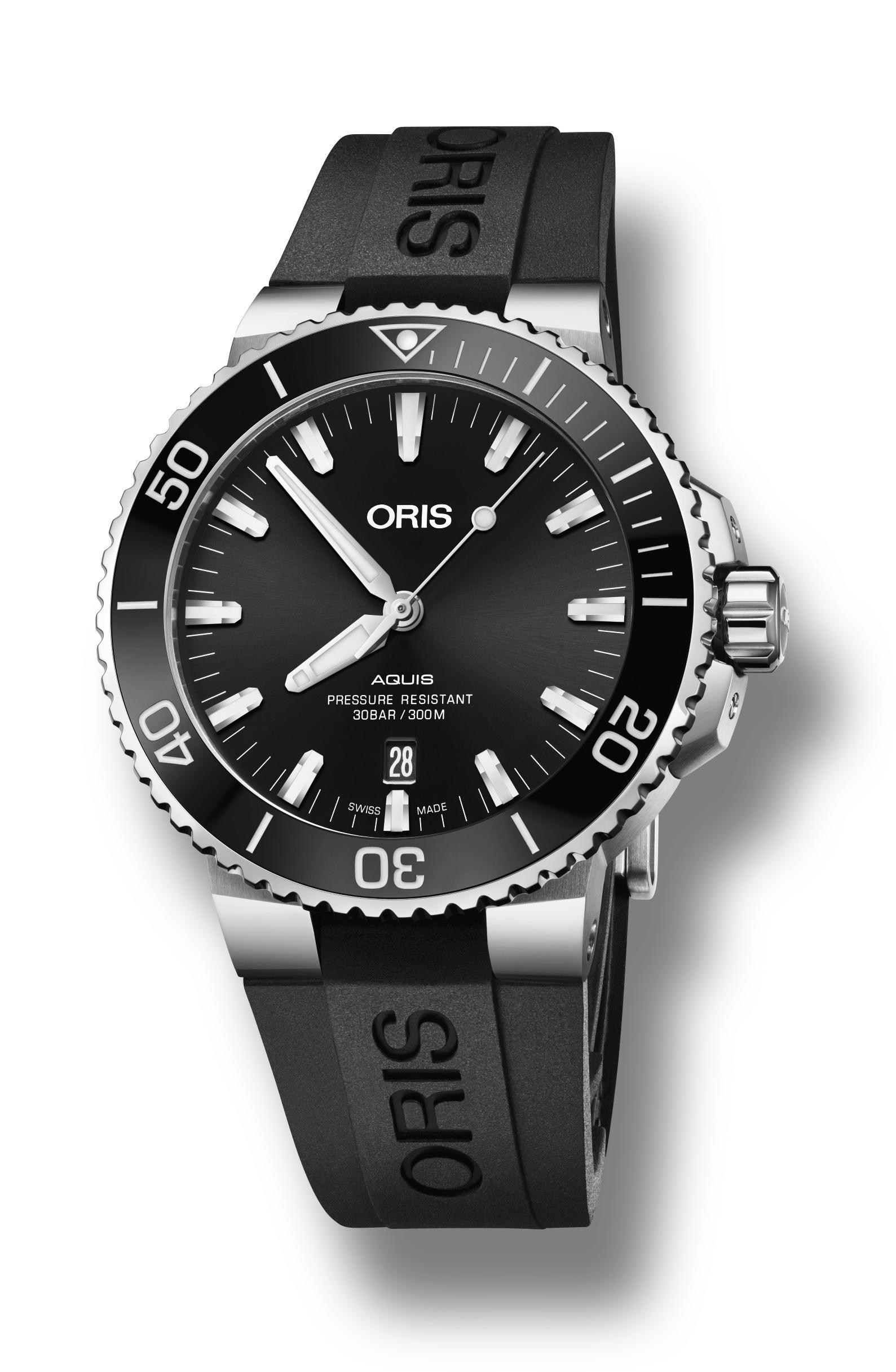 Oris Aquis Date 43.5