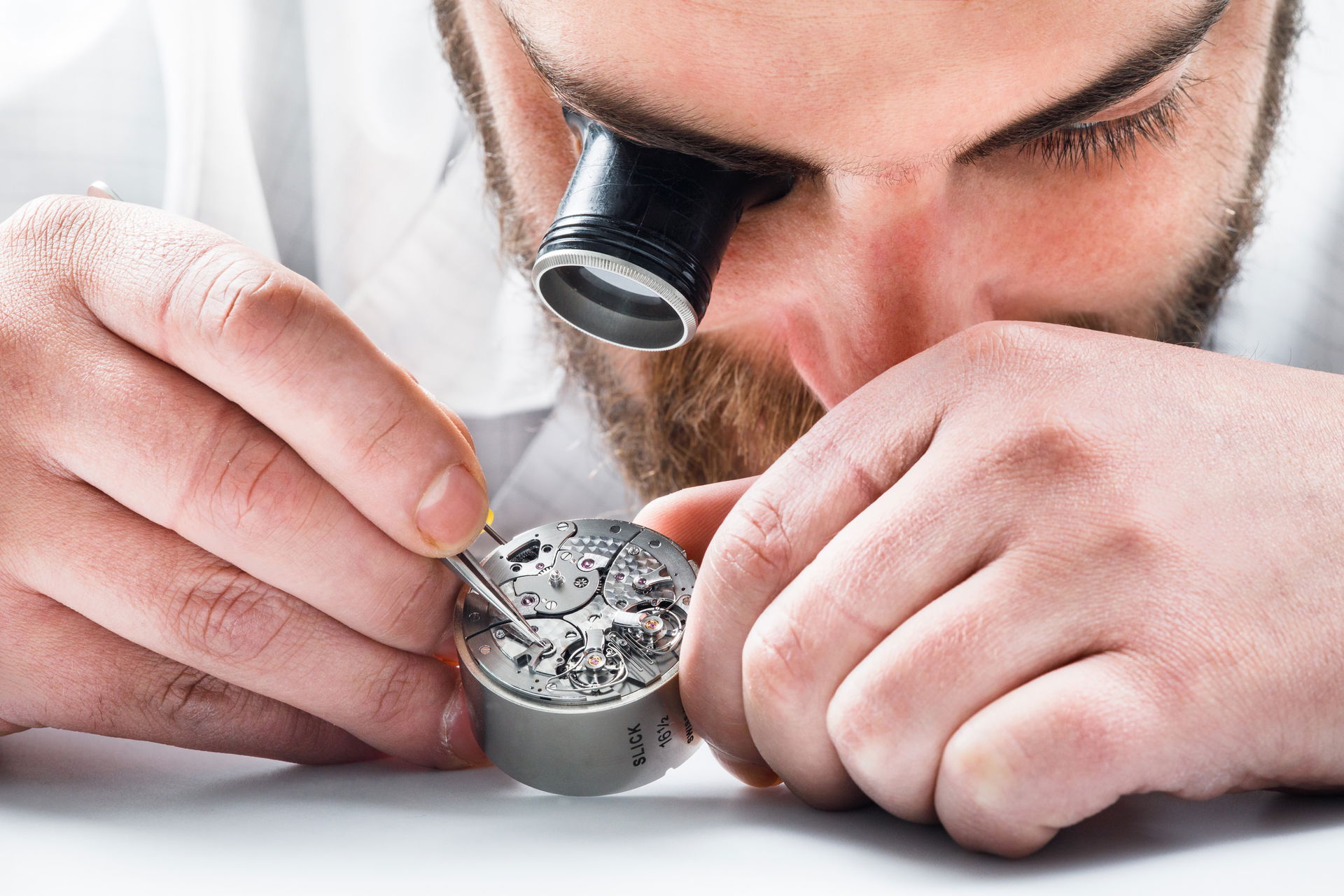 Resonance Explained – How it Works in a Watch