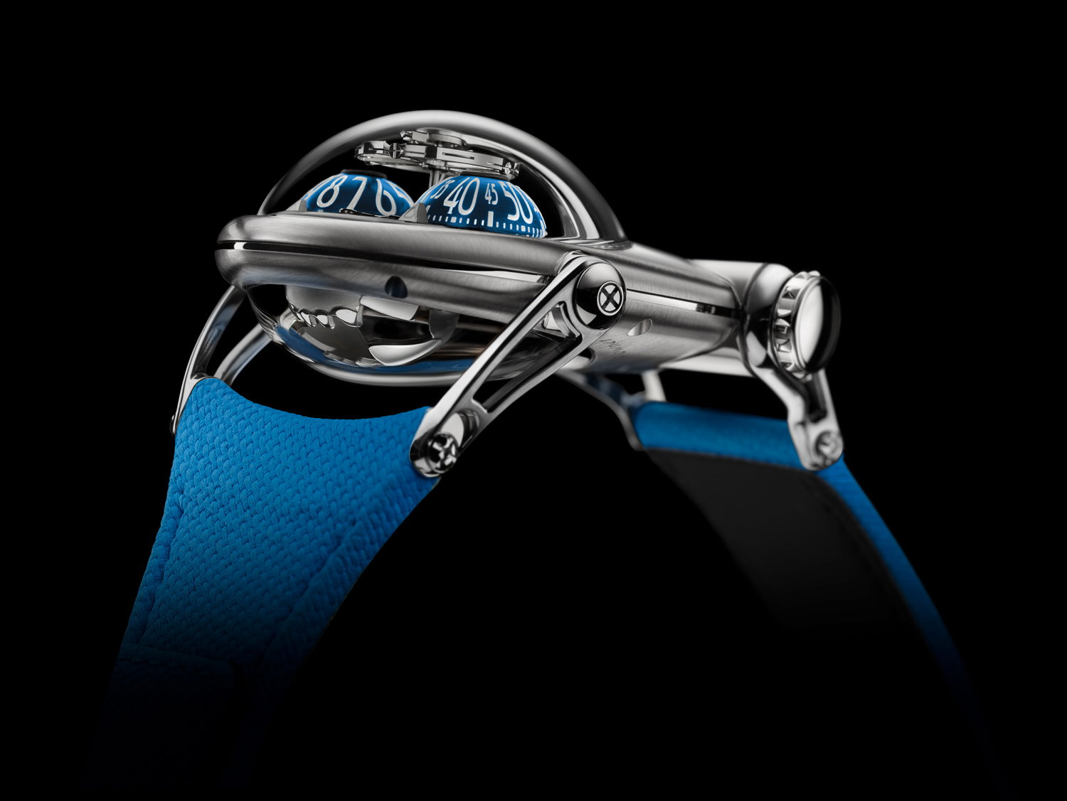 HM10 Bulldog Titanium - Image 5
