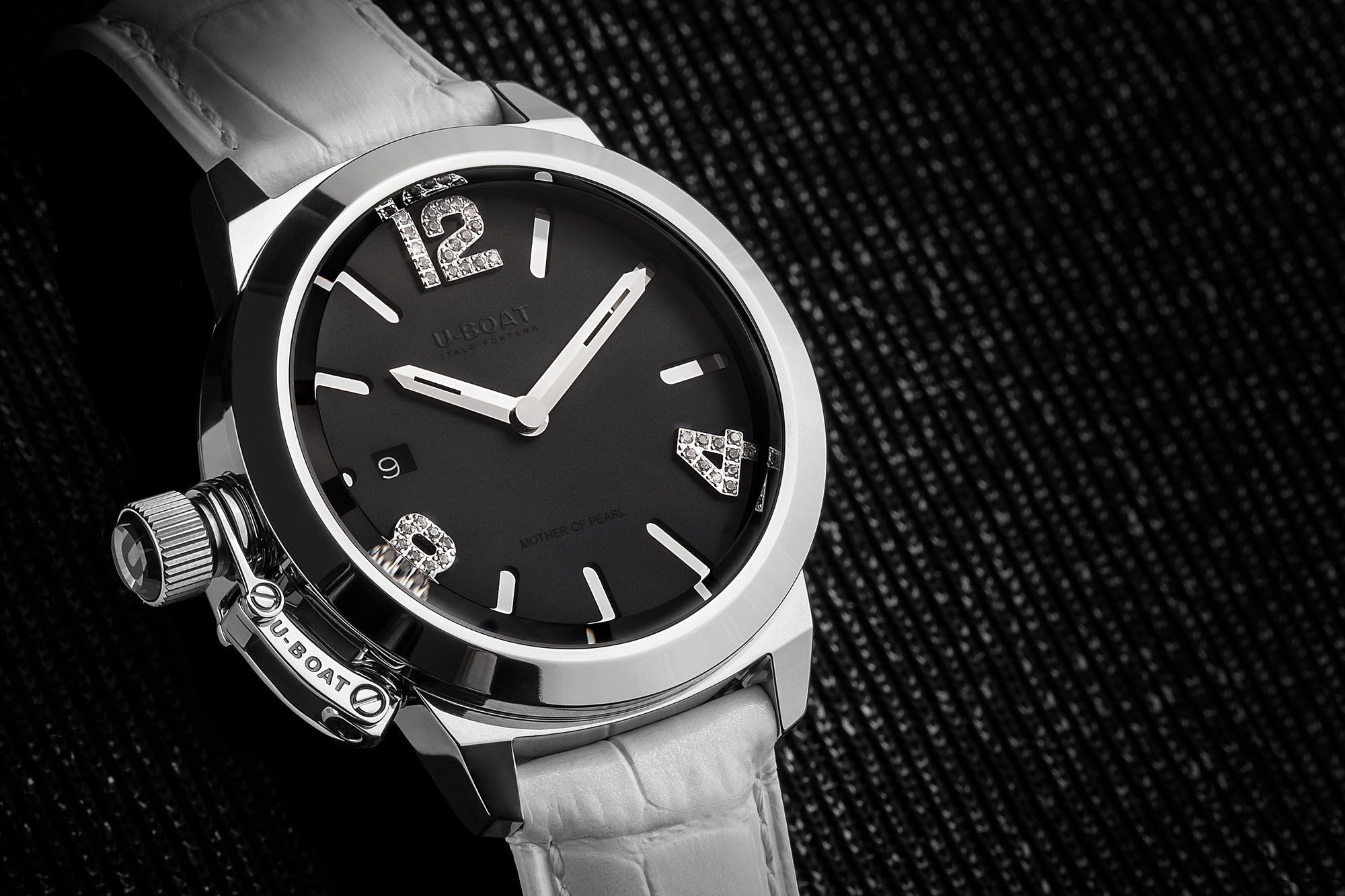 U-Boat Classico 38 Black Mothe Rof Pearl