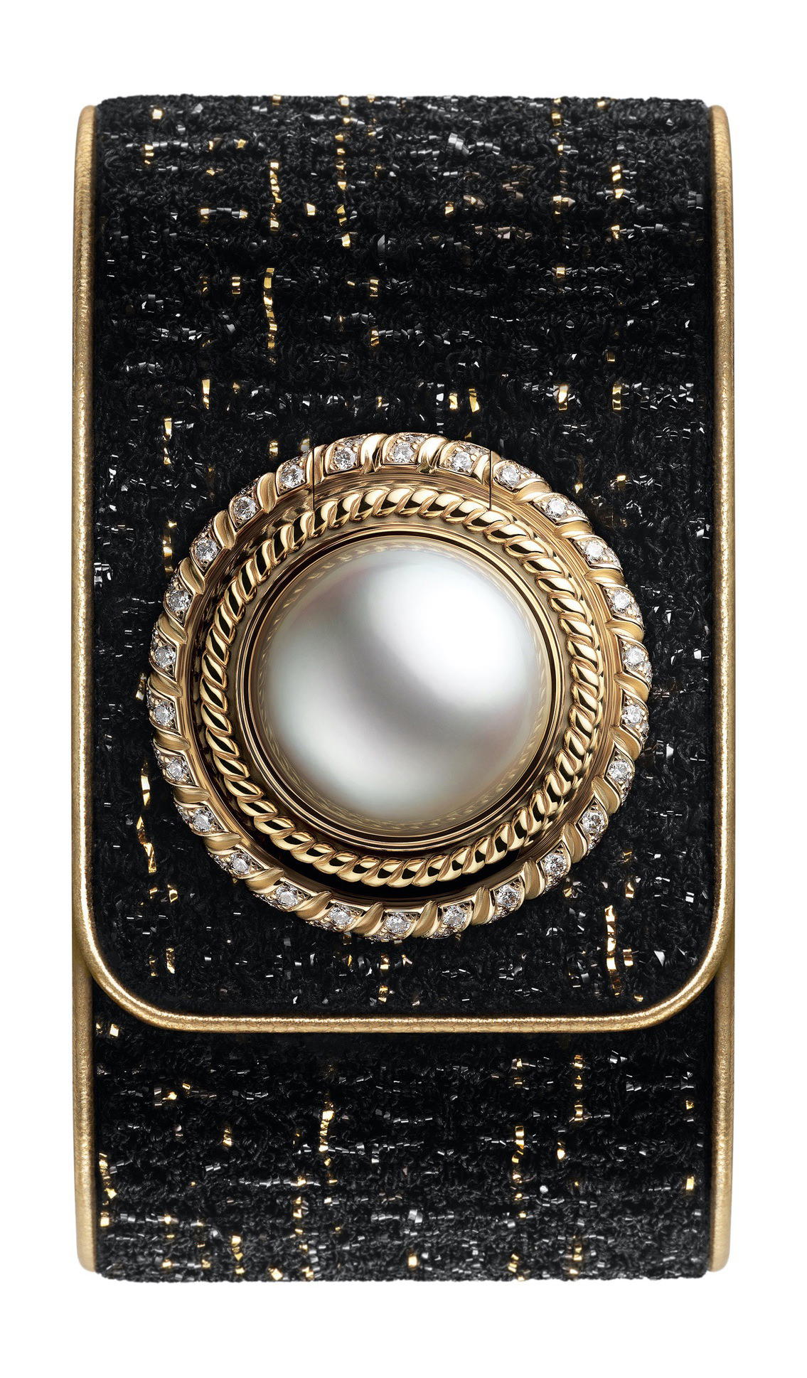 Chanel Mademoiselle Privé Bouton Perle