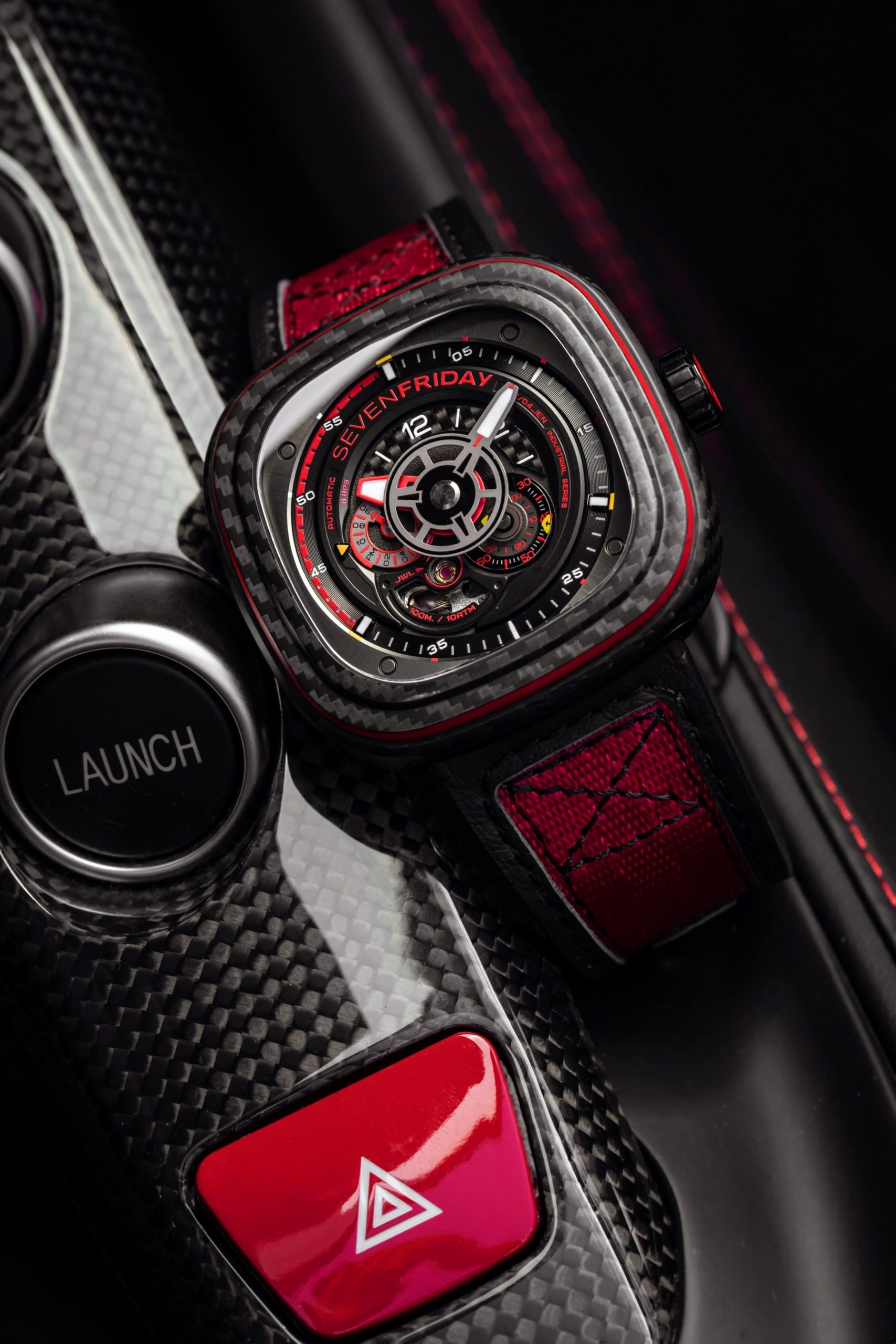 SevenFriday P3C/04 Red Carbon