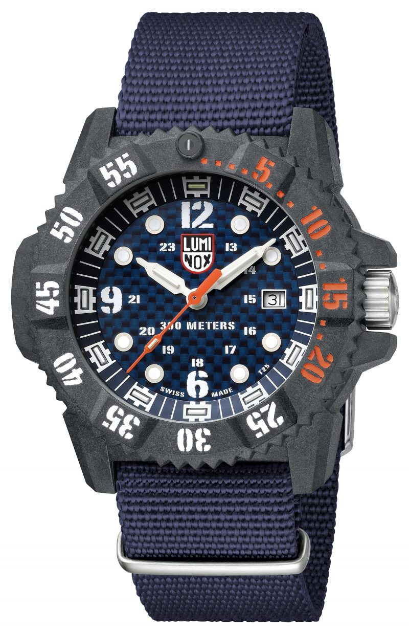 Luminox Master Carbon SEAL 3800 Series XS.3803.C The Watch Pages
