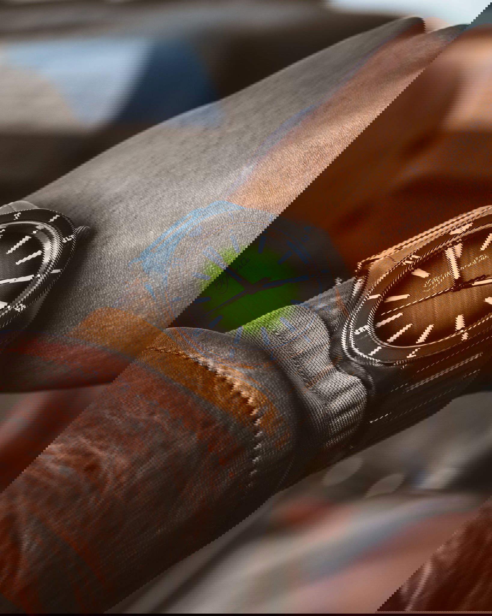 H. Moser &amp; Cie Pioneer Centre Seconds Rotating Bezel C.02 For Collective