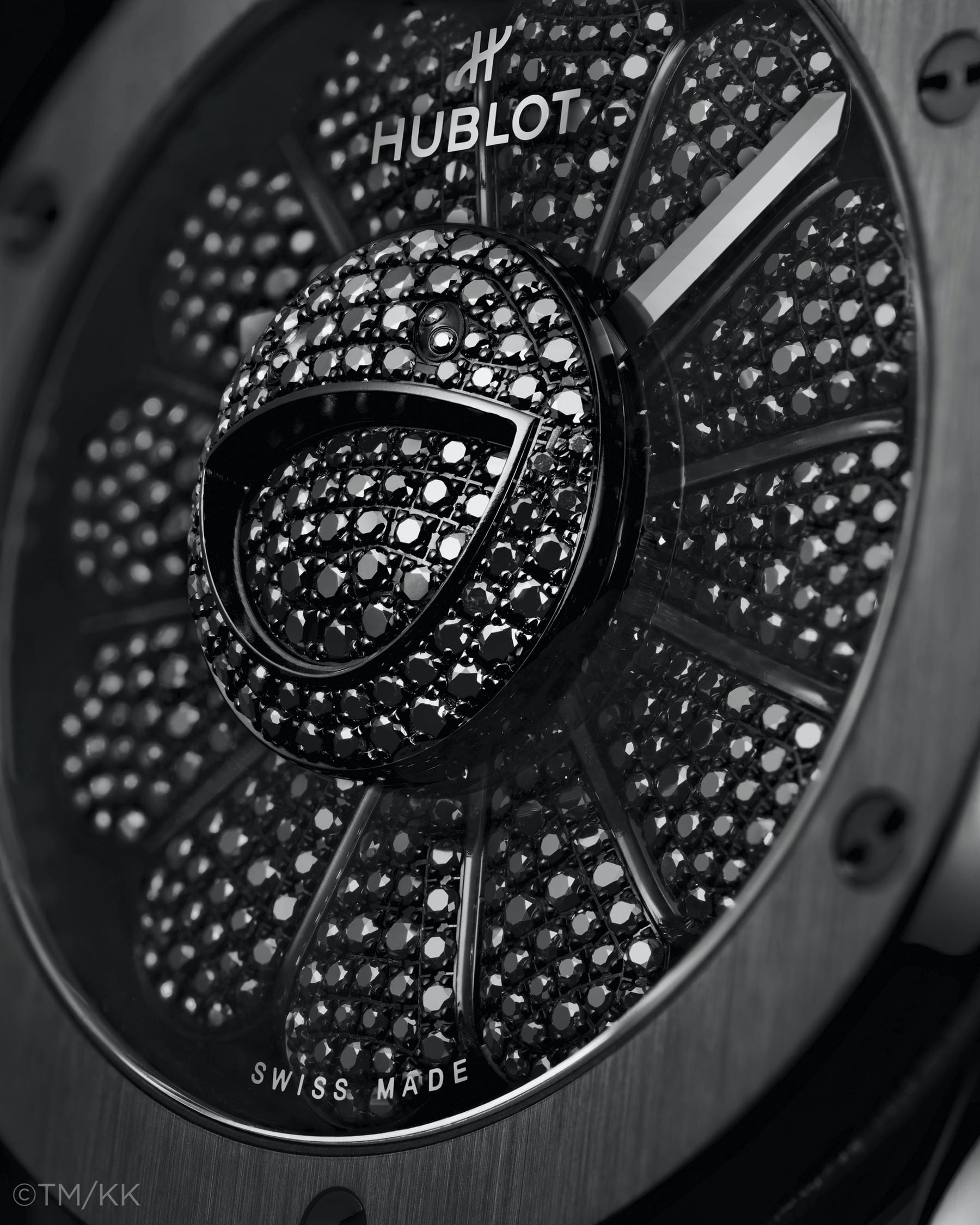 Classic Fusion Takashi Murakami All Black - Image 3