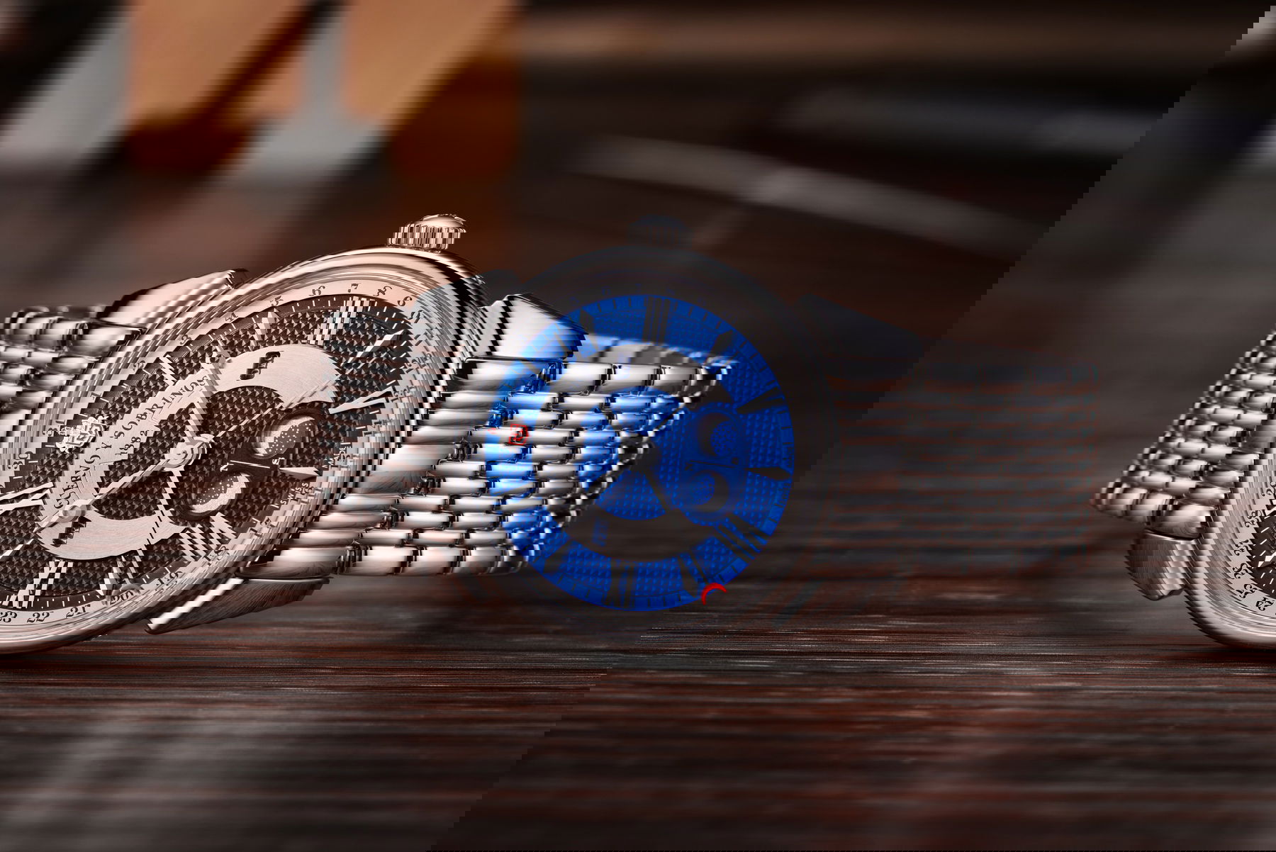 Cuervo y Sobrinos Historiador Doble Luna