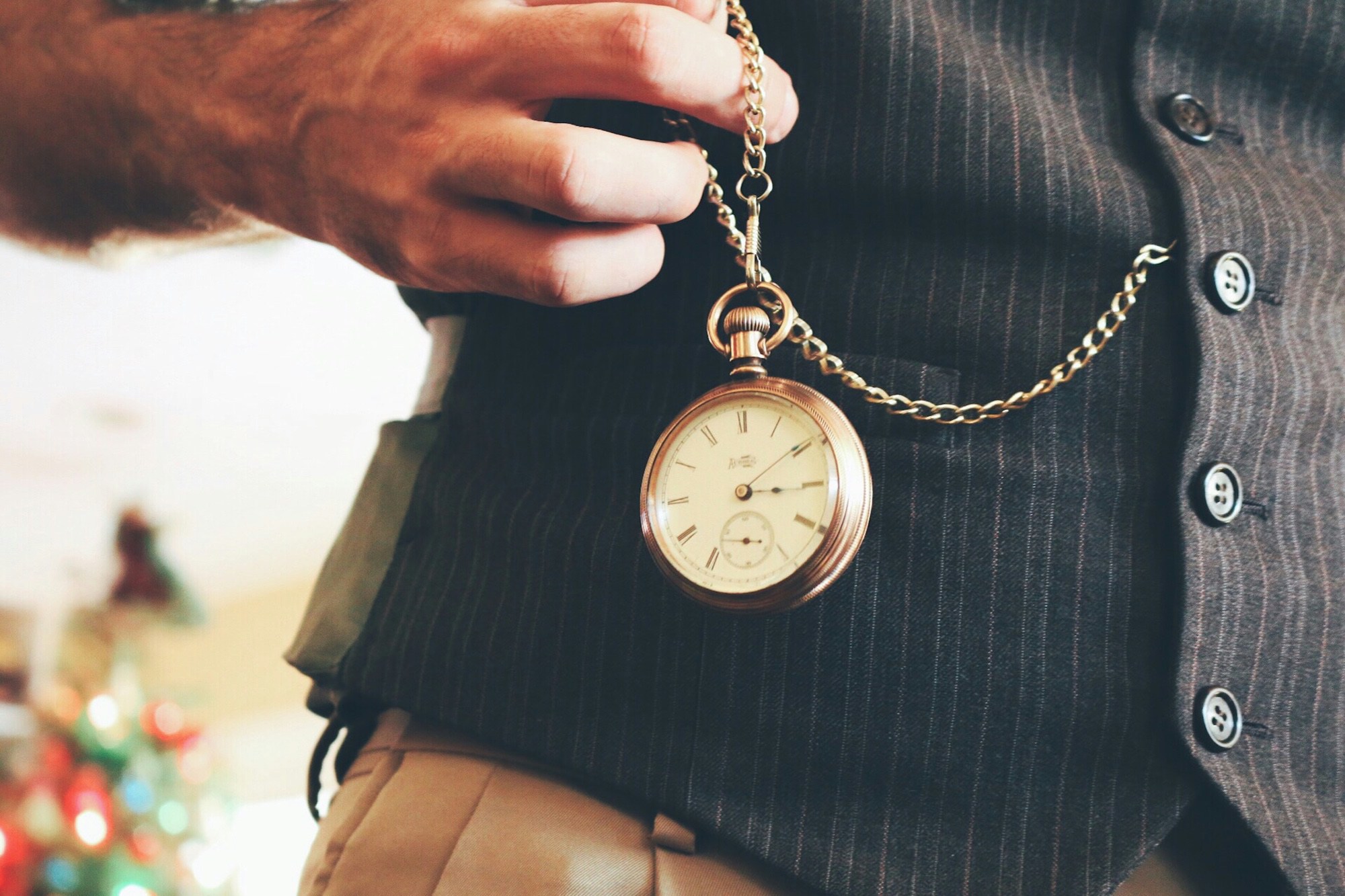 What you Need to Know Before Buying a Vintage Watch Online
