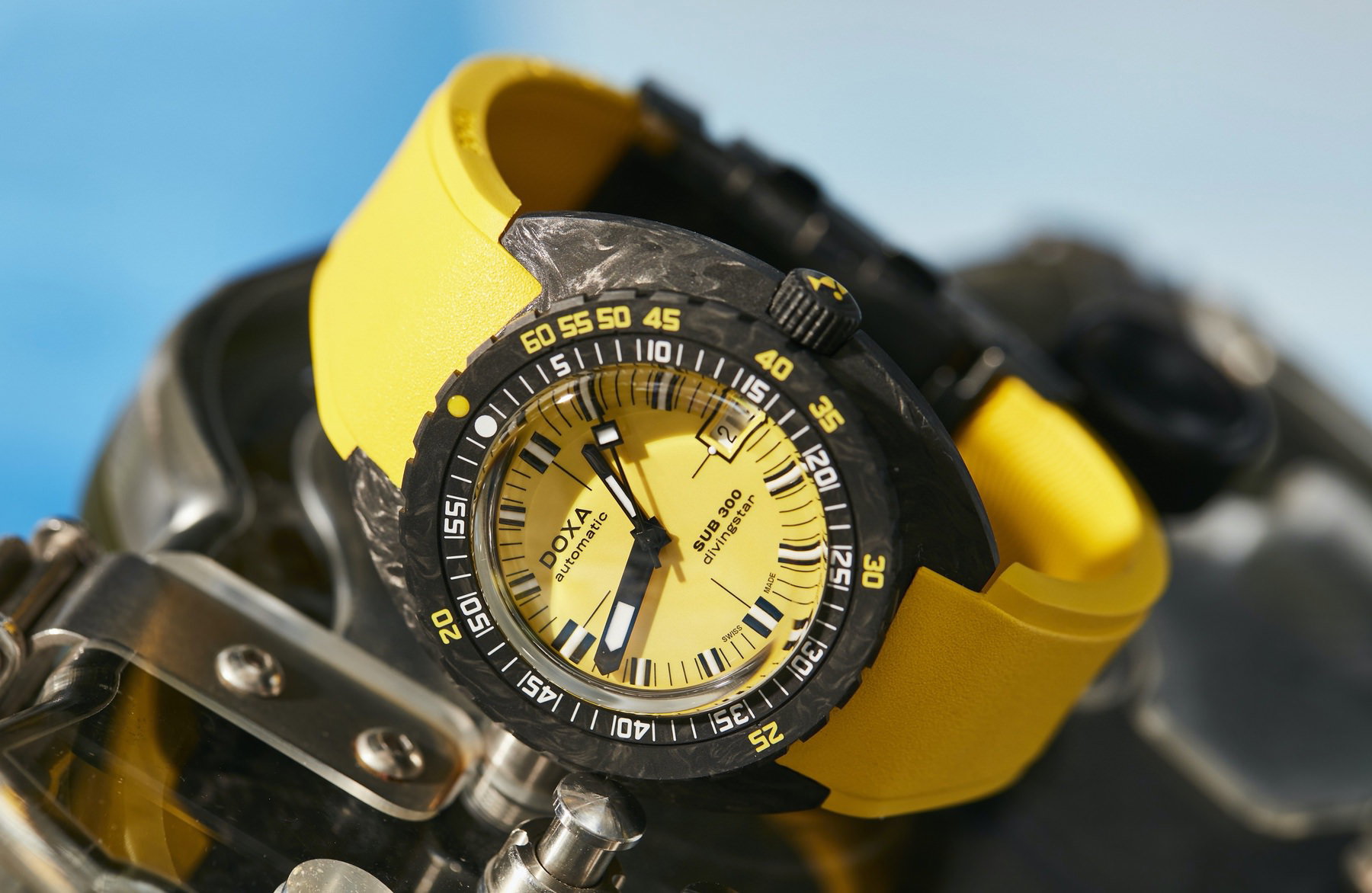 Doxa SUB 300 Carbon Divingstar