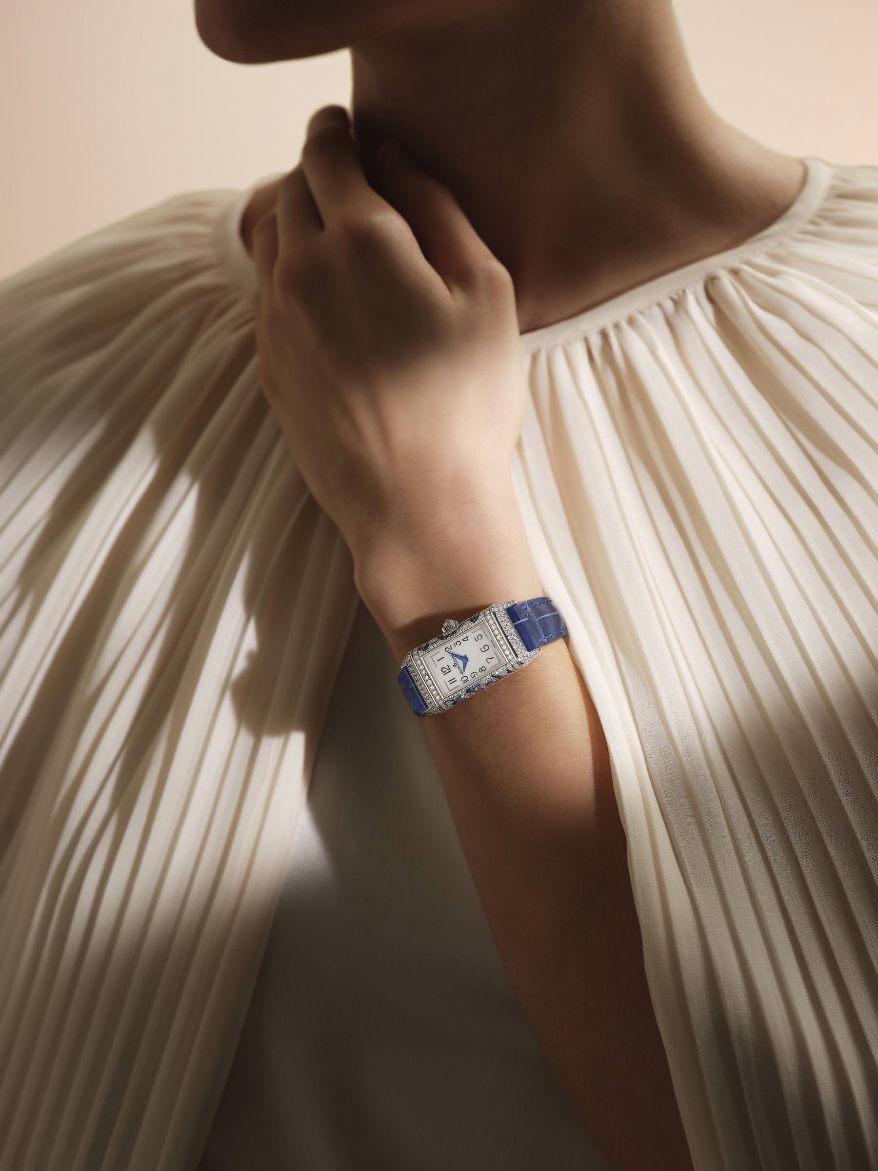 Jaeger-LeCoultre Reverso One Precious Flowers Blue Arums