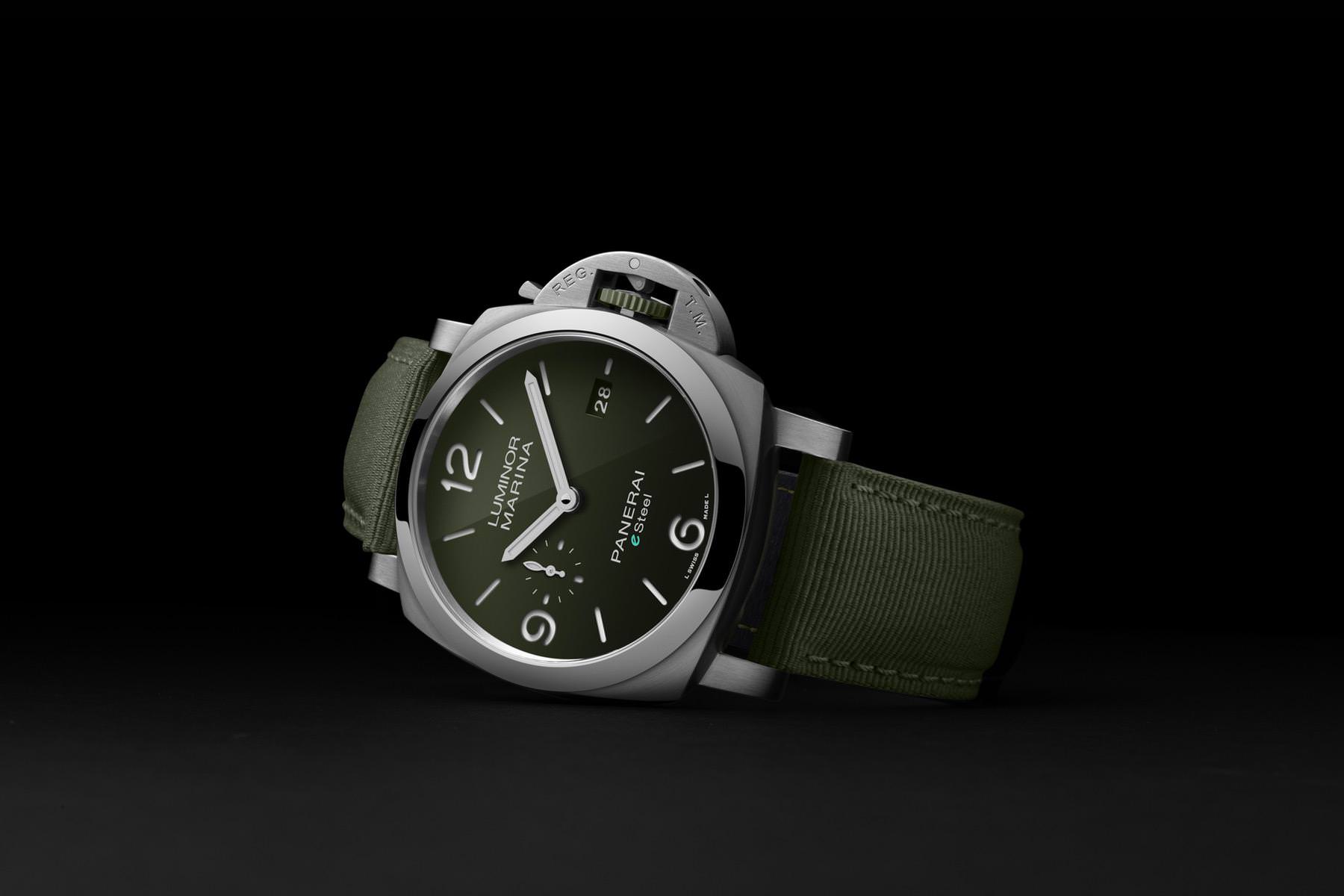 Panerai Luminor Marina eSteel Verde Smeraldo