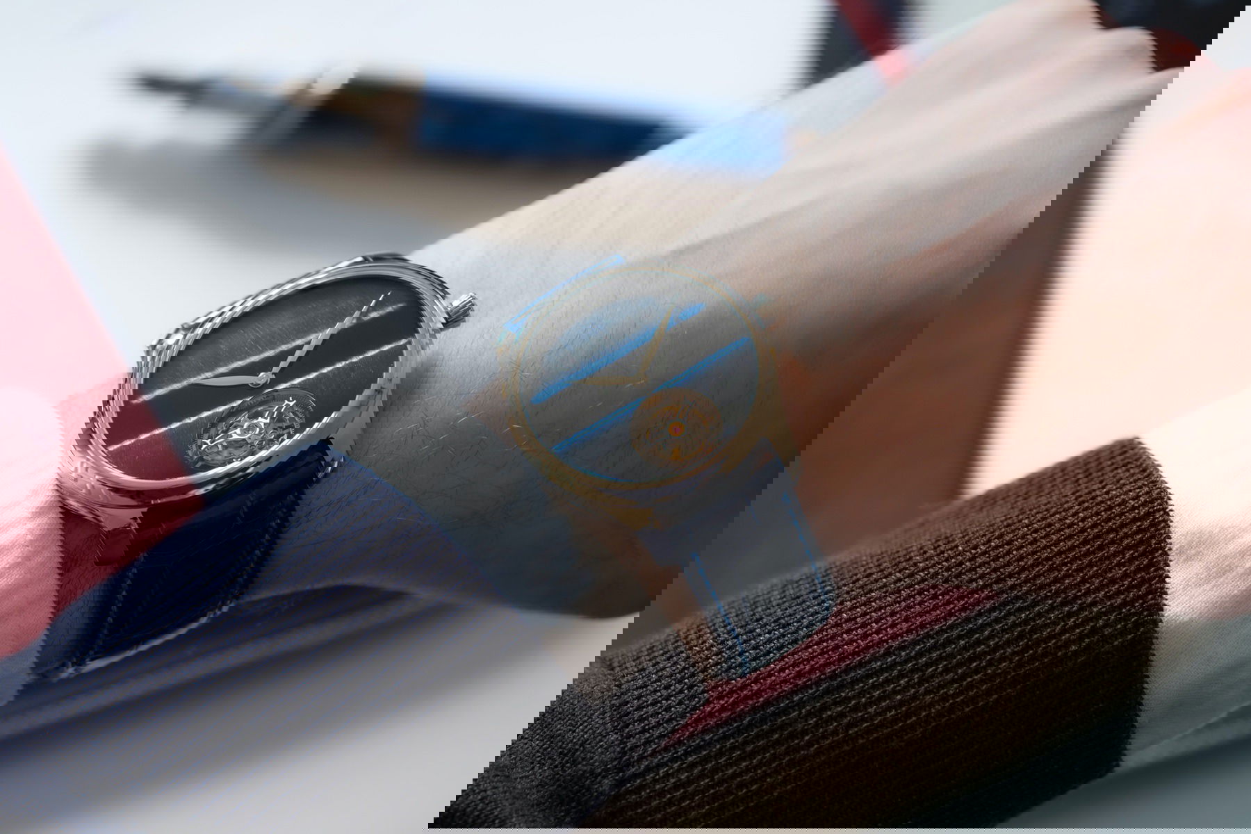 H. Moser &amp; Cie Endeavour Tourbillon Concept Tiger&#039;s Eye