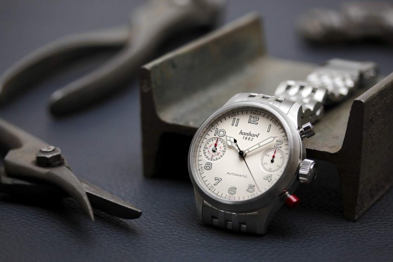 Hanhart PIONEER TwinDicator Off-White, Flat Bezel
