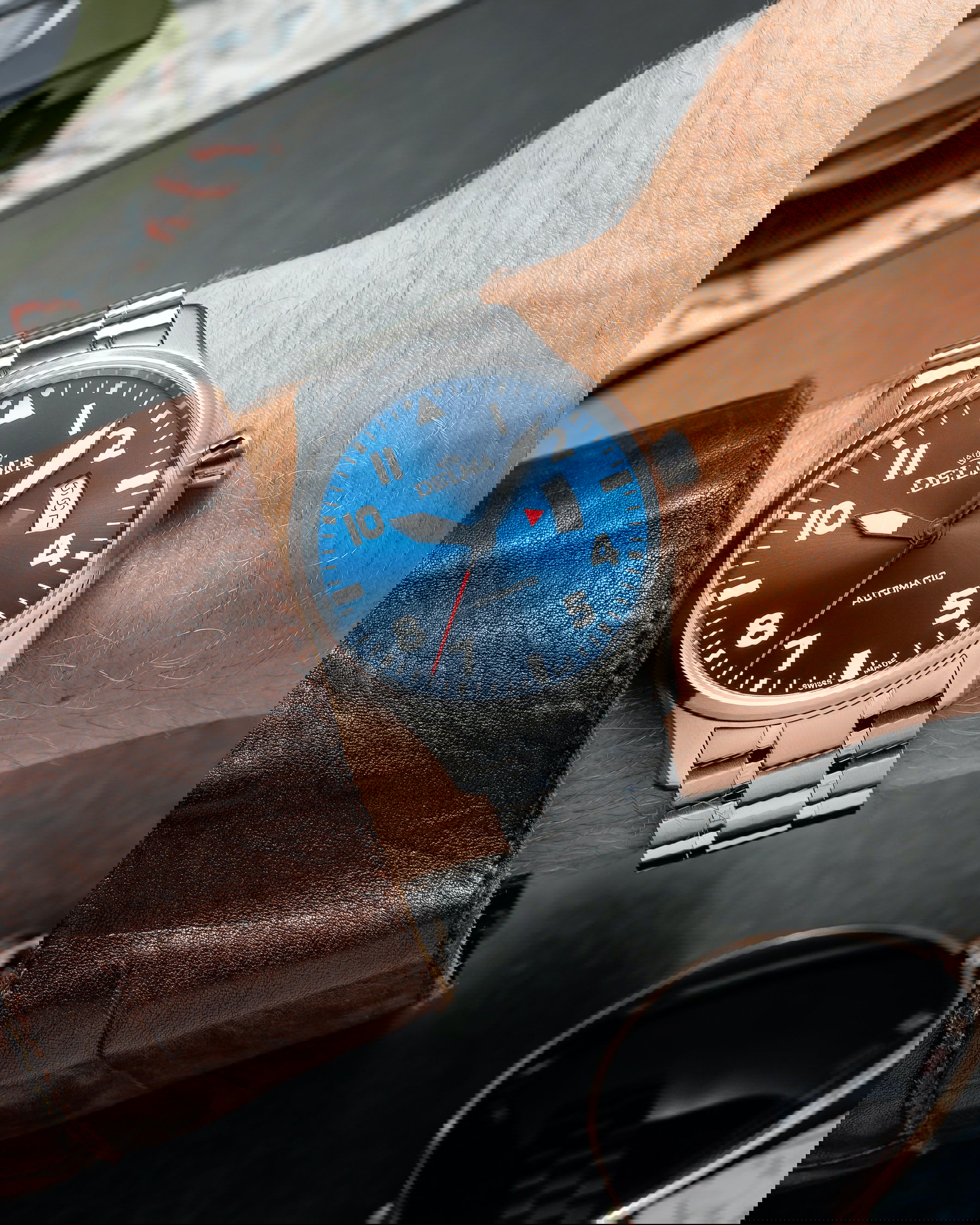 Delma Commander 3-Hand