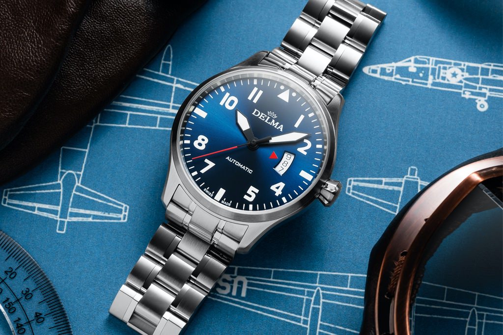 Delma Commander 3-Hand