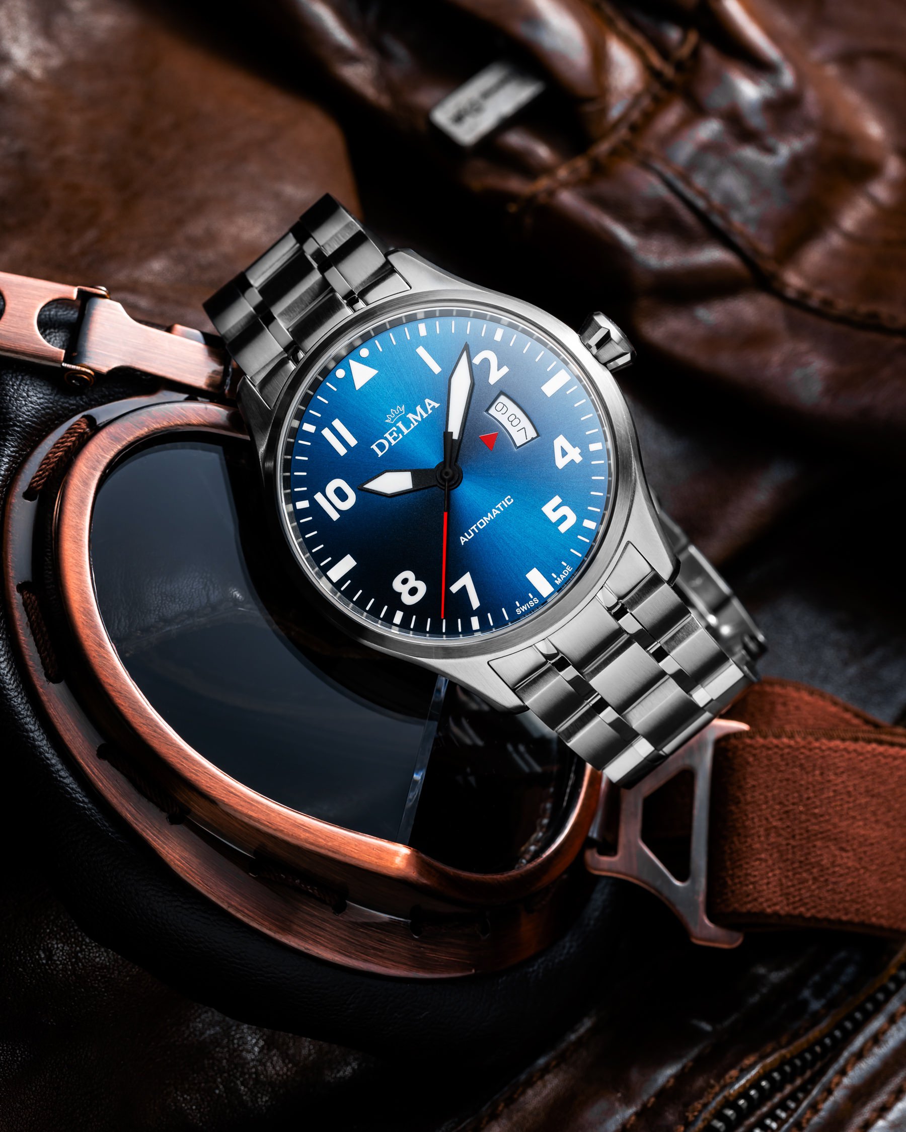 Delma Commander 3-Hand