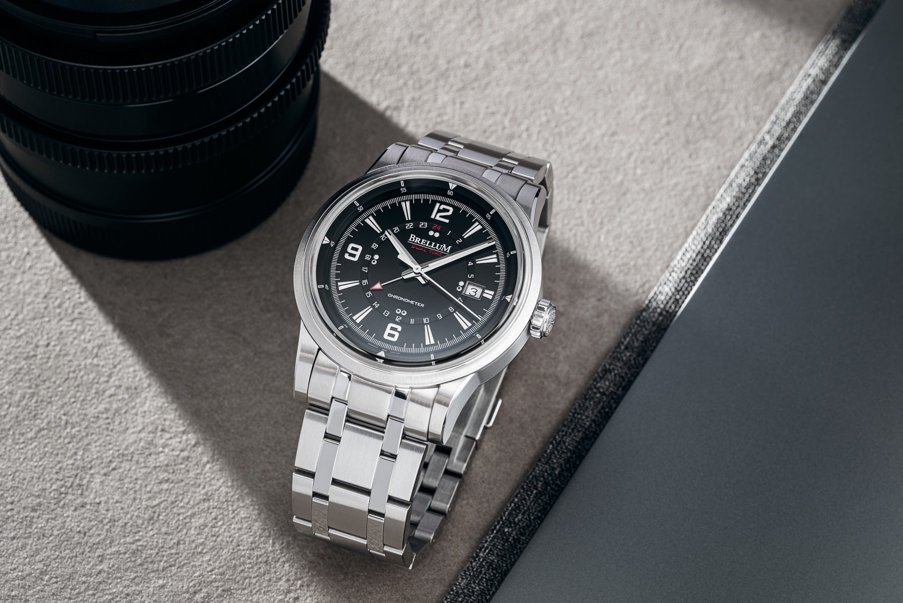 Brellum Wyvern GMT Chronometer