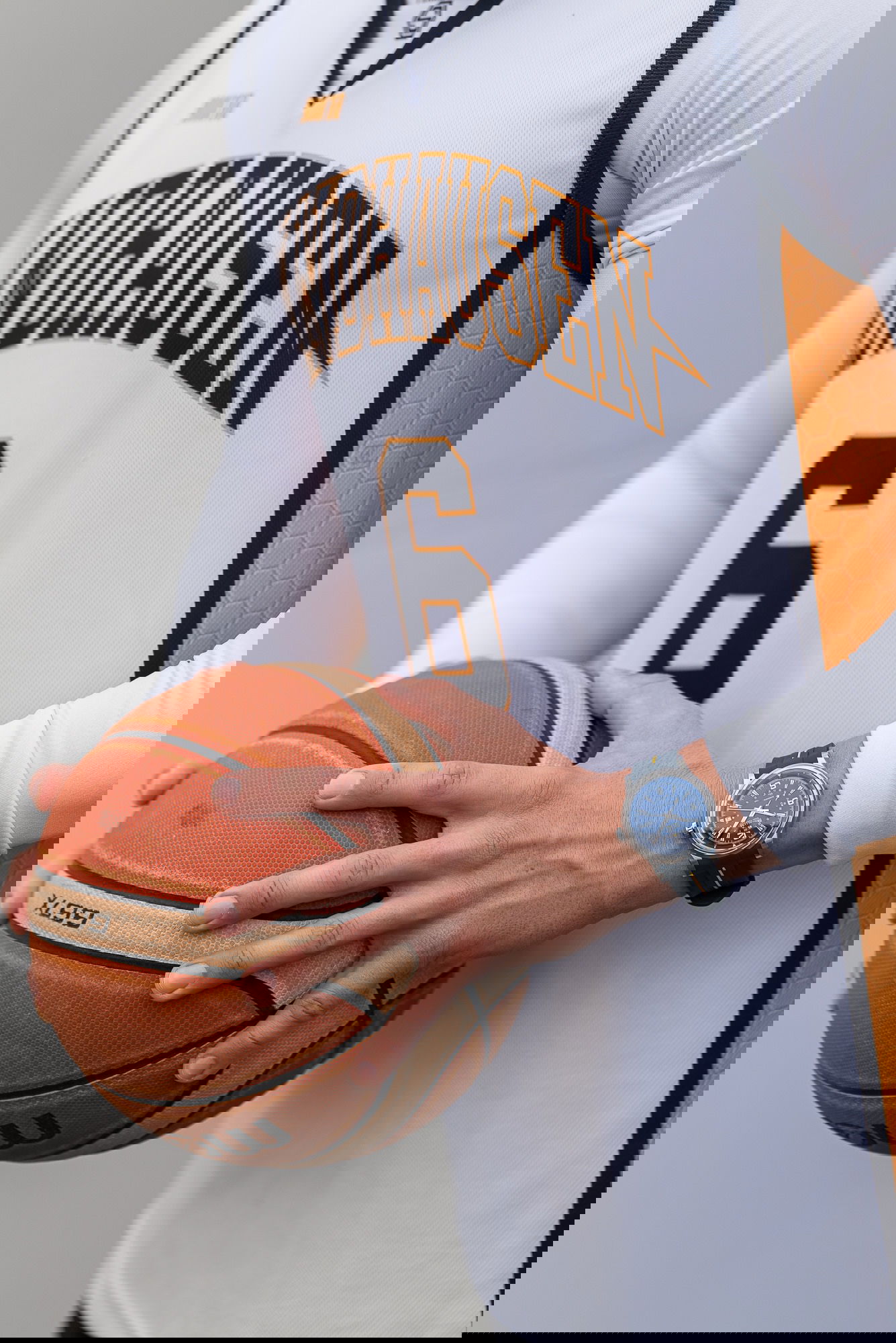 Brellum Wyvern GMT Chronometer