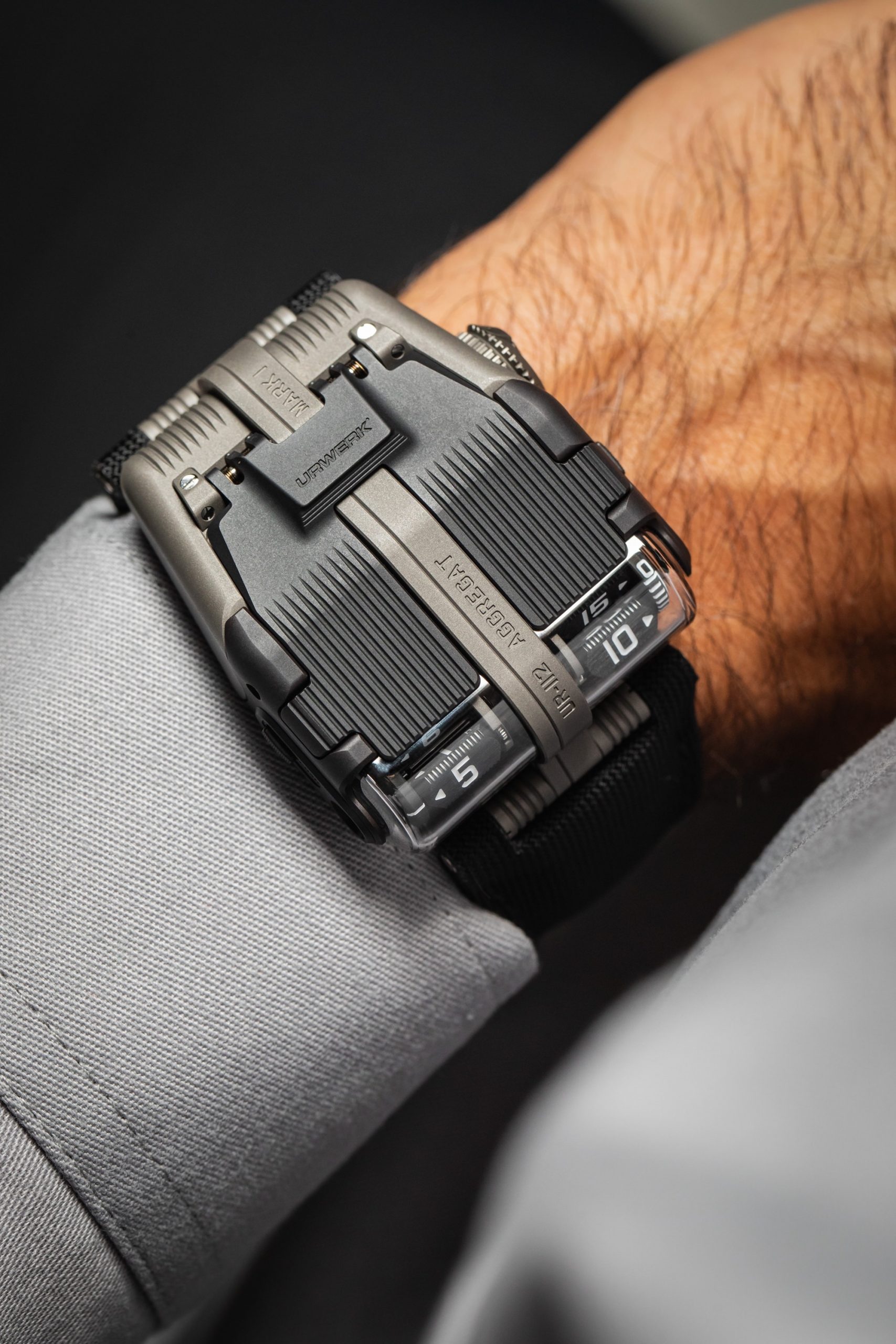 Urwerk UR-112 Bicolor Aggregat