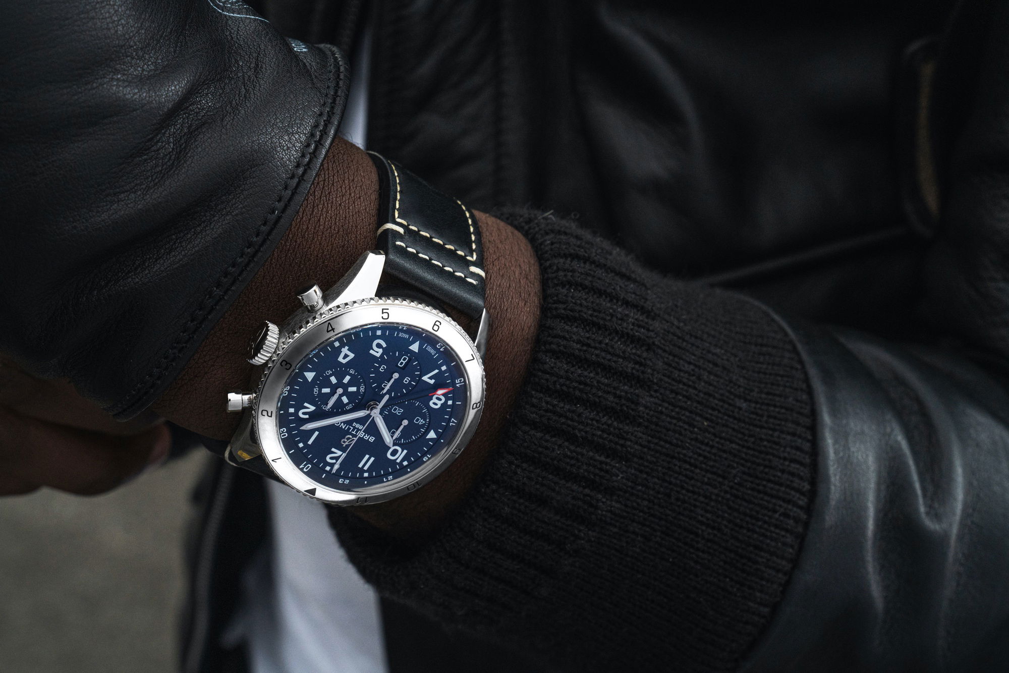 Breitling Super AVI B04 Chronograph GMT 46 Tribute to Vought F4U Corsair