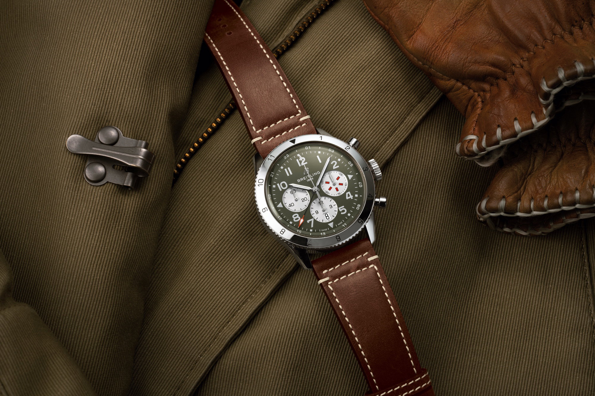 Breitling Super AVI B04 Chronograph GMT 46 Curtiss Warhawk