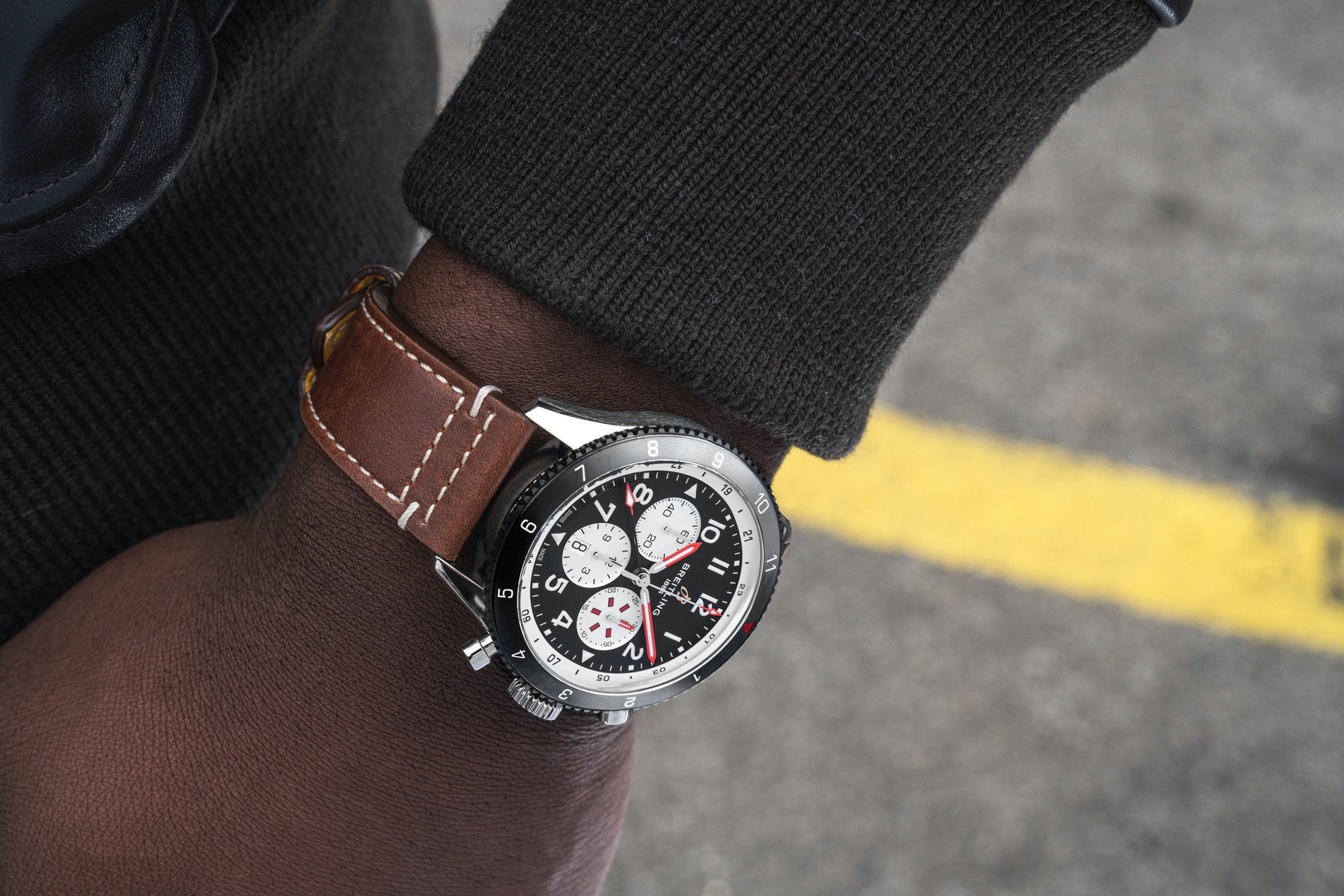 Super AVI B04 Chronograph GMT 46 Mosquito - Image 7