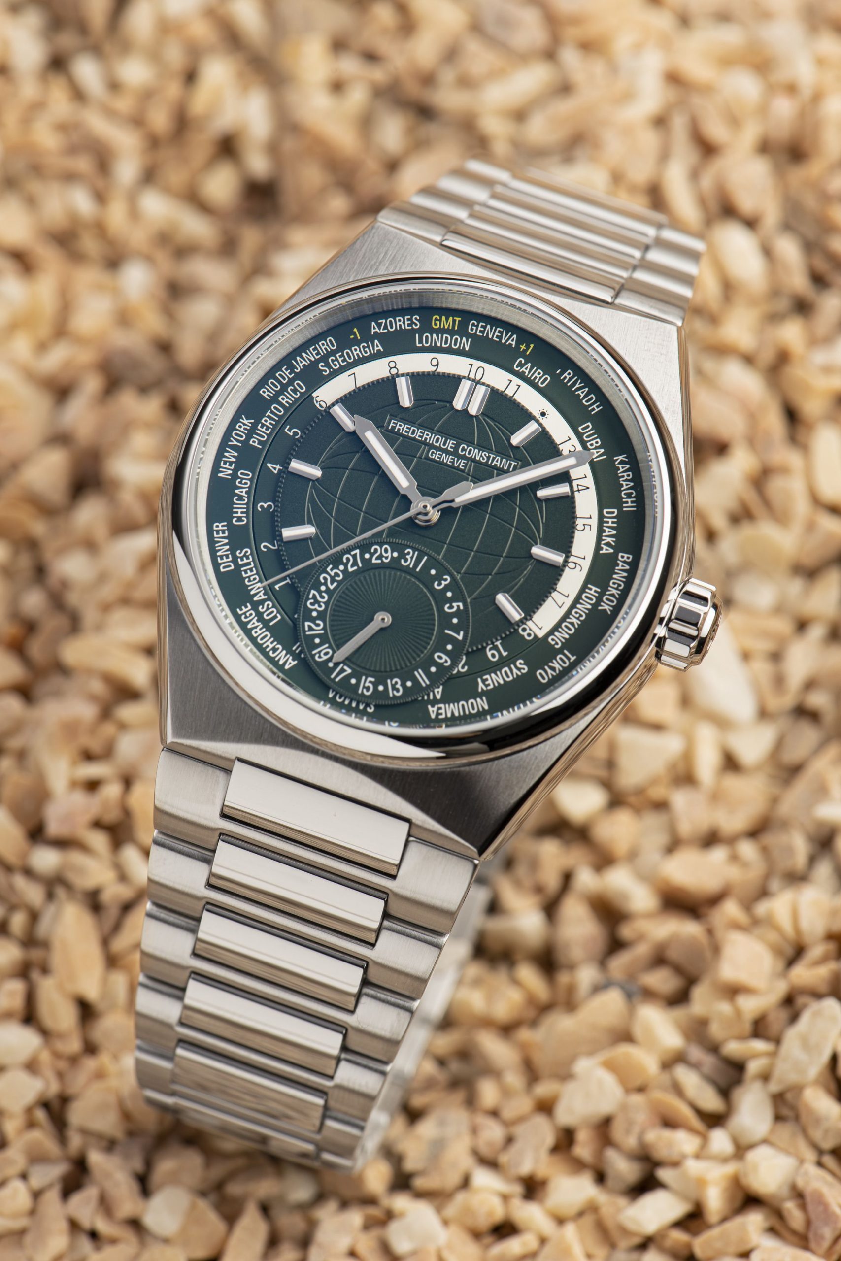 Frédérique Constant Highlife Worldtimer Manufacture Emerald