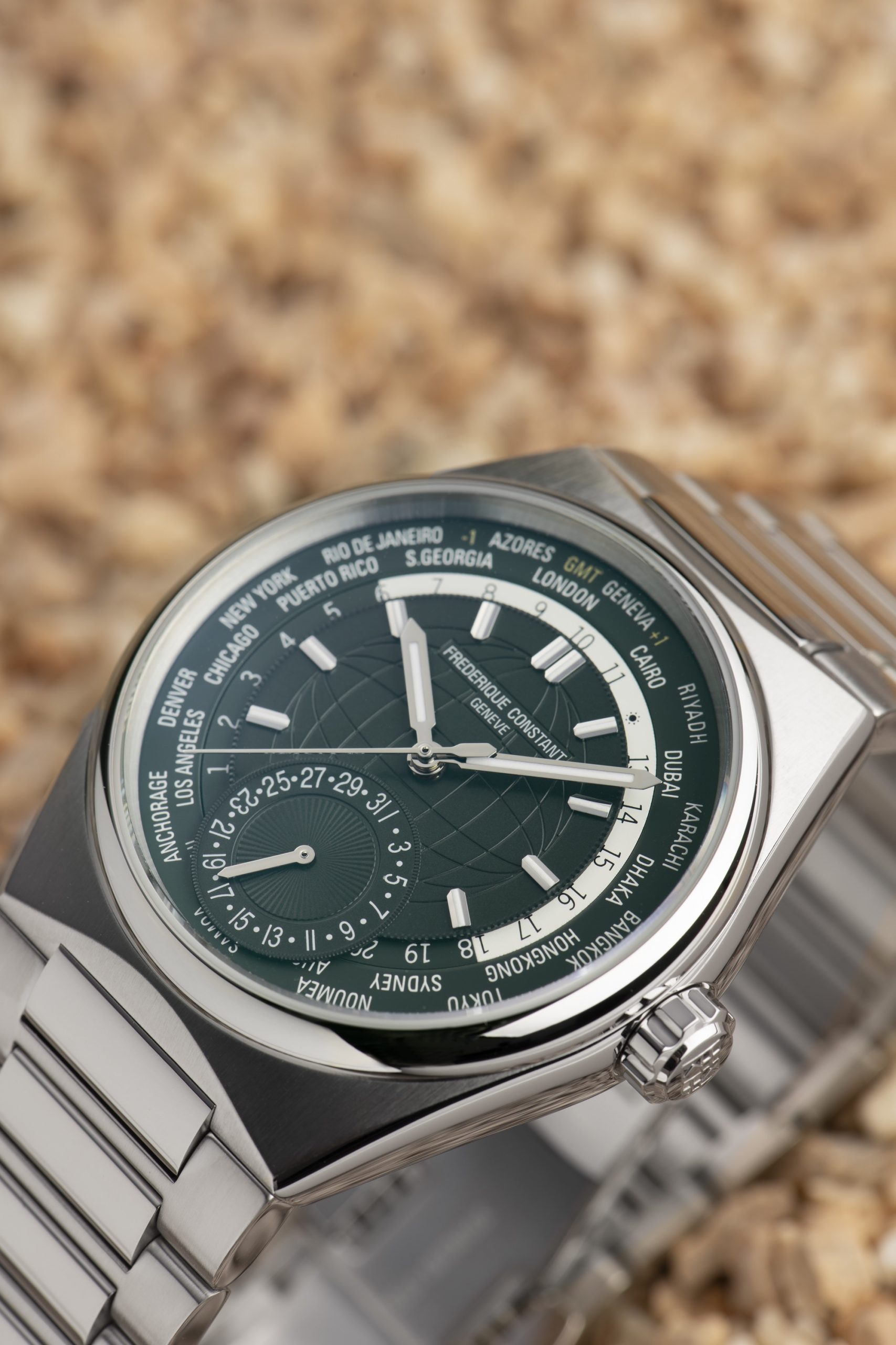 Frédérique Constant Highlife Worldtimer Manufacture Emerald