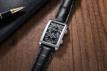 Cuervo y Sobrinos Prominente Icónico Doble Tiempo