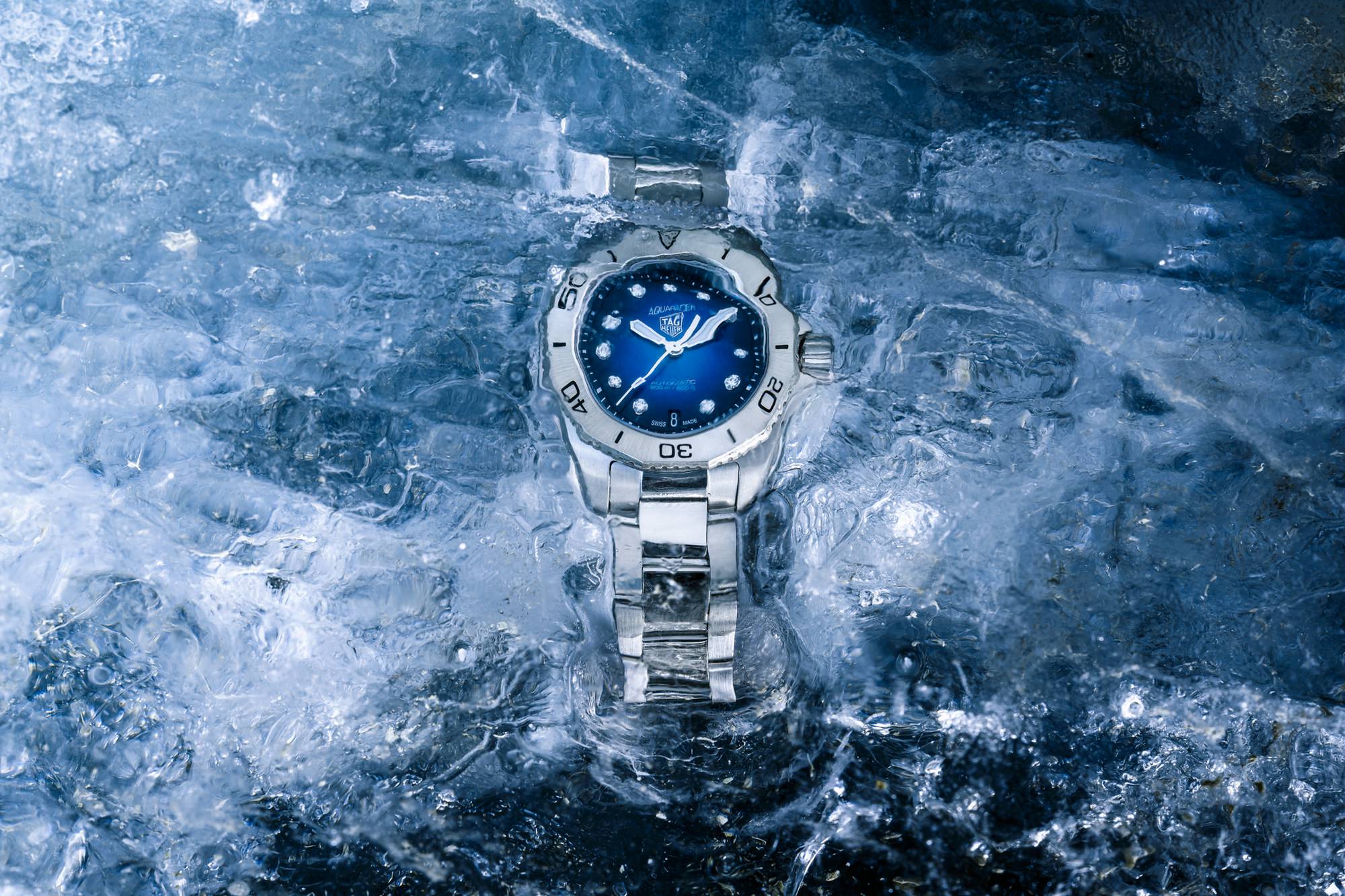 TAG Heuer Aquaracer Professional 200 Date 30