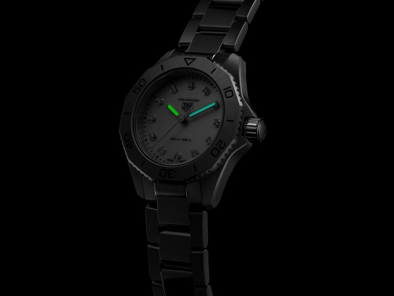 TAG Heuer Aquaracer Professional 200