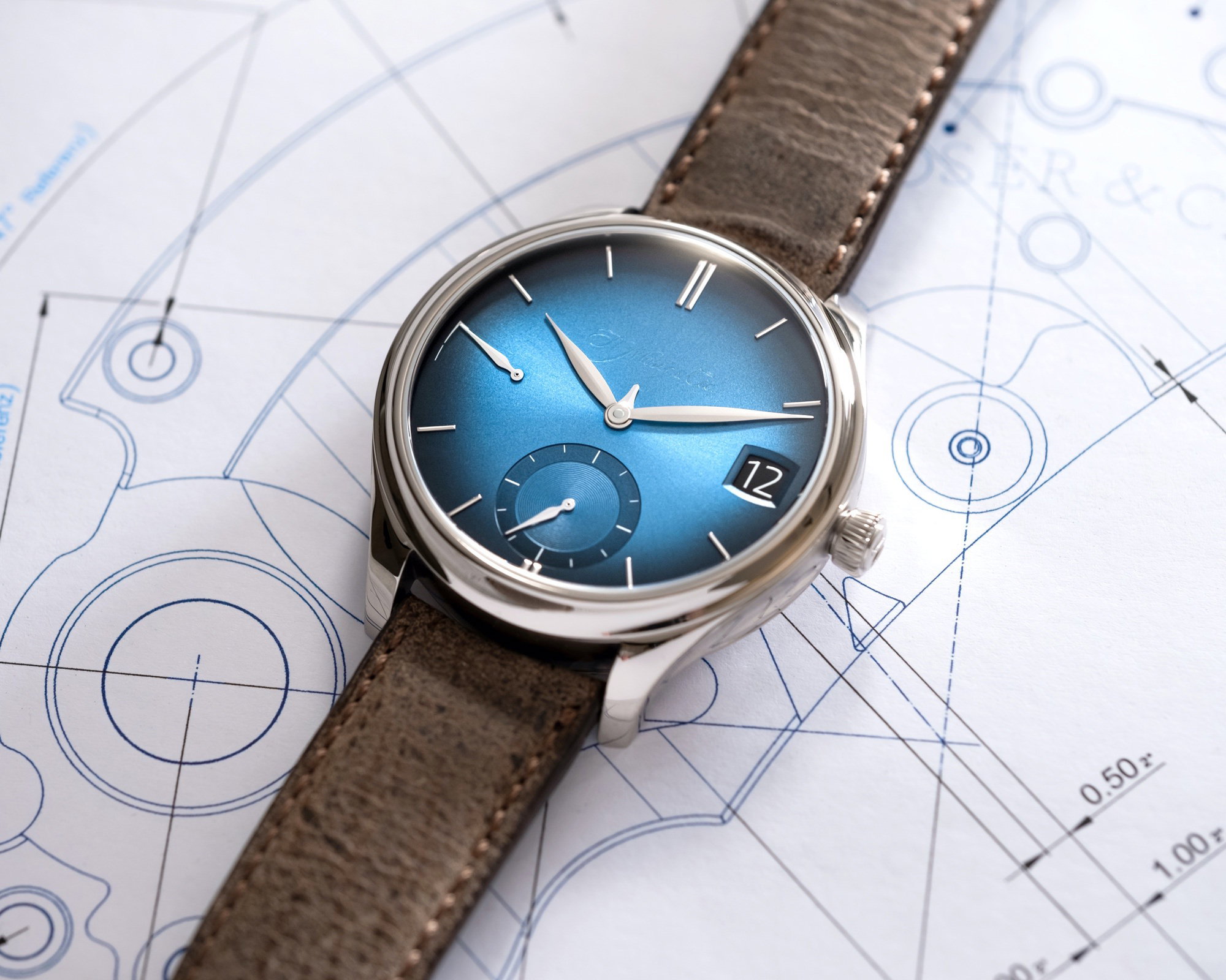 Endeavour Perpetual Calendar Funky Blue - Image 4