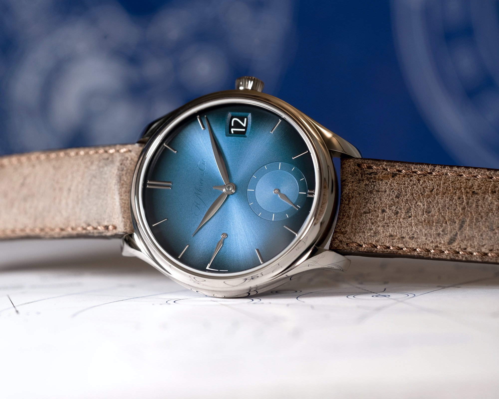 Endeavour Perpetual Calendar Funky Blue - Image 8
