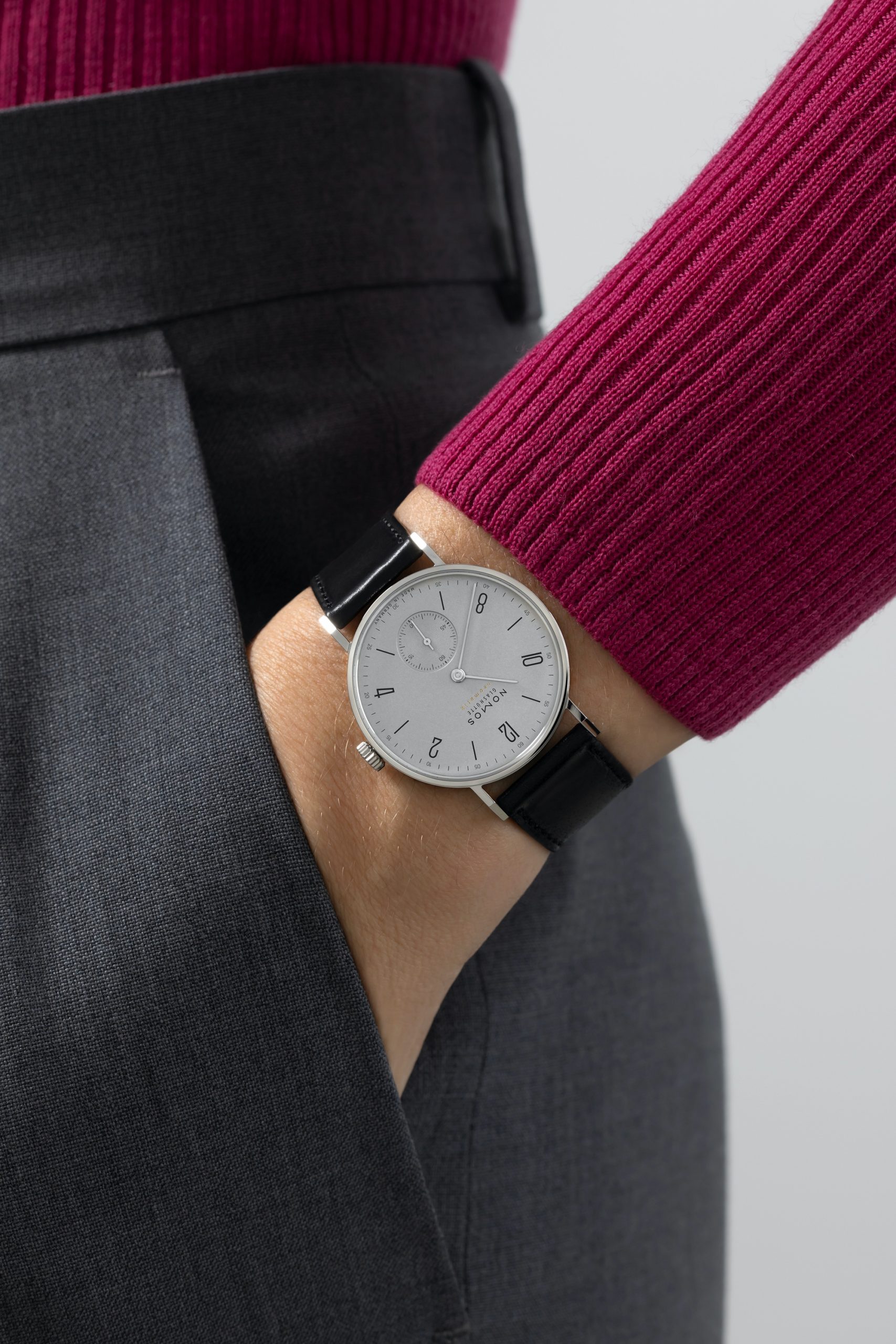 Nomos Glashütte Tangente neomatik 35 platinum gray