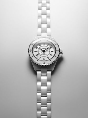 Chanel J12 Caliber 12.2