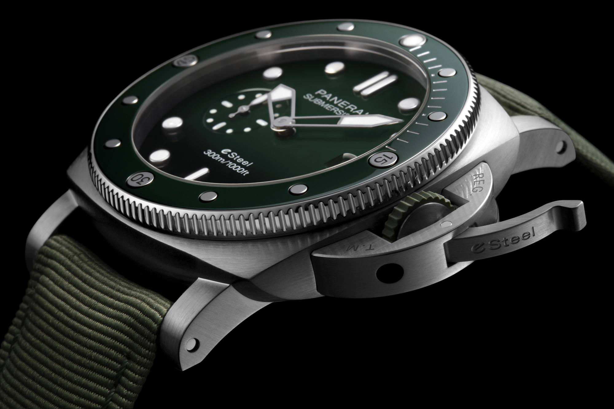 Panerai Submersible QuarantaQuattro eSteel Verde Smeraldo