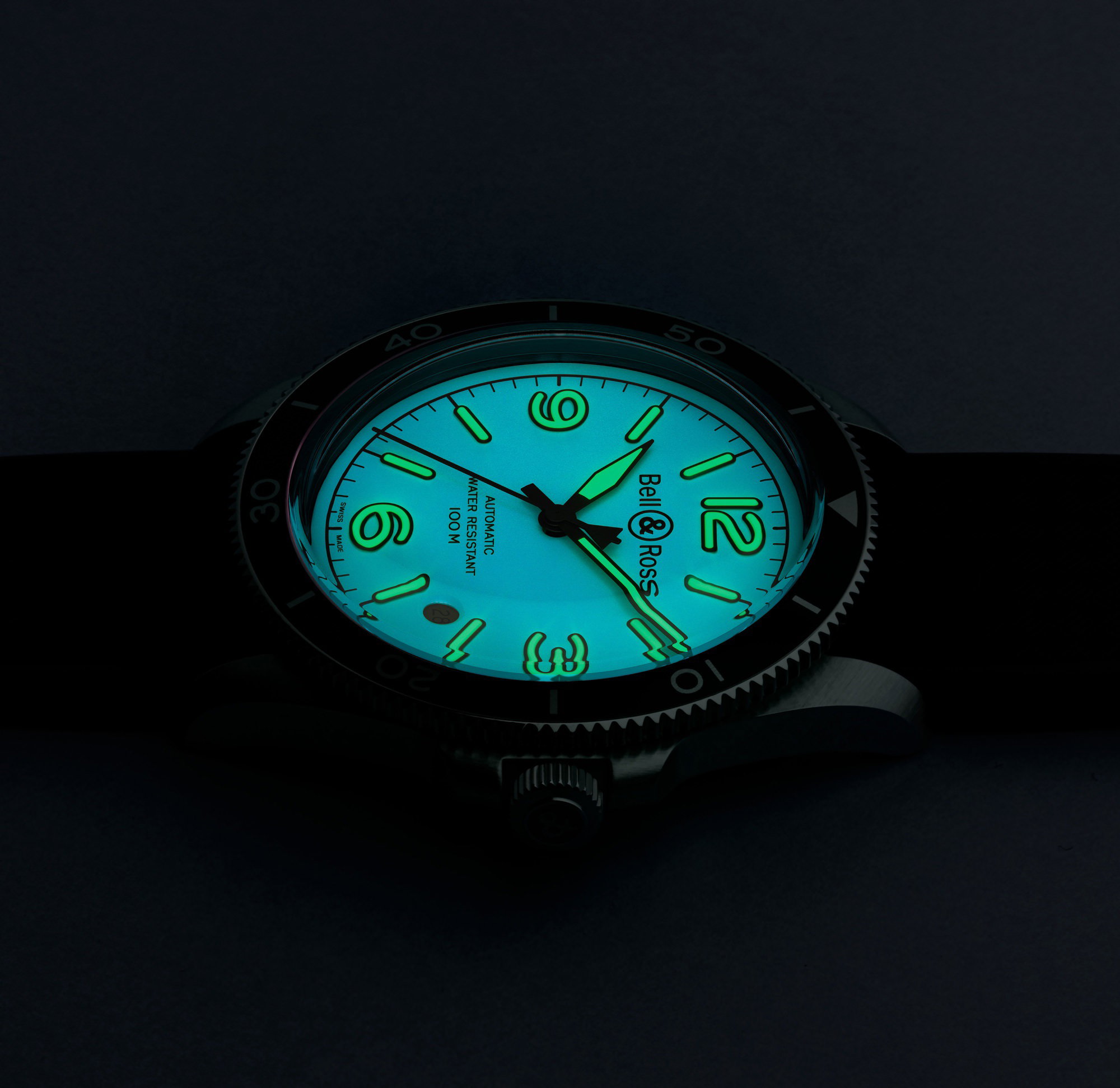 Bell & Ross BR V2-92 FULL LUM