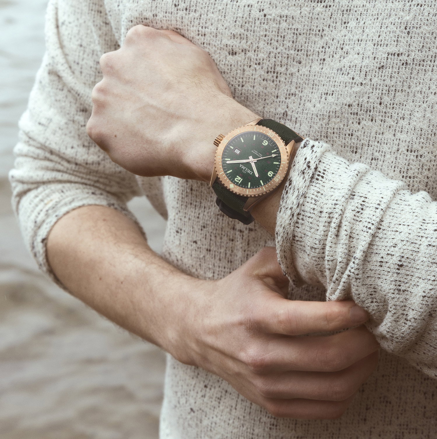 Delma Cayman Bronze