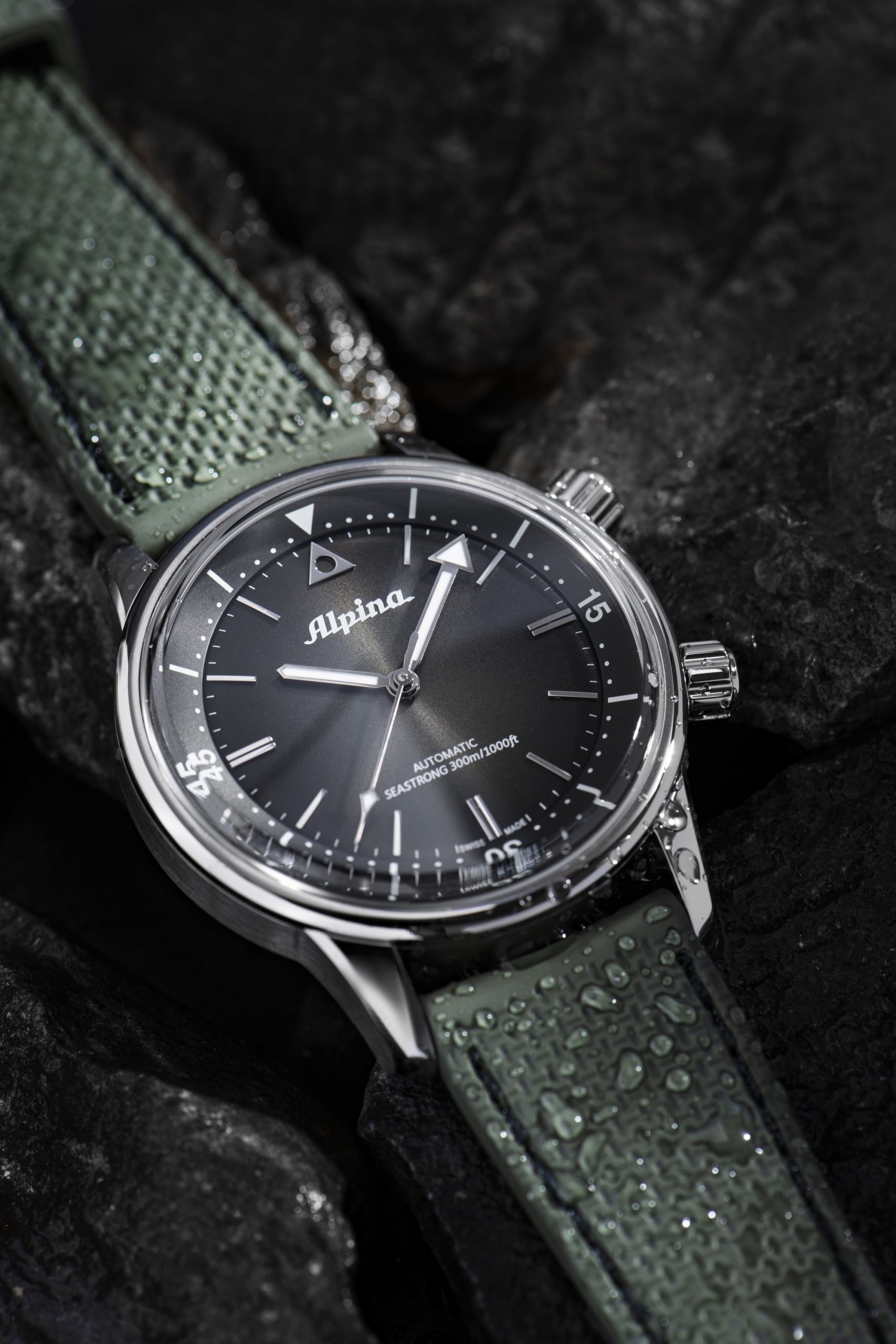 Alpina Seastrong Diver 300 Heritage Green