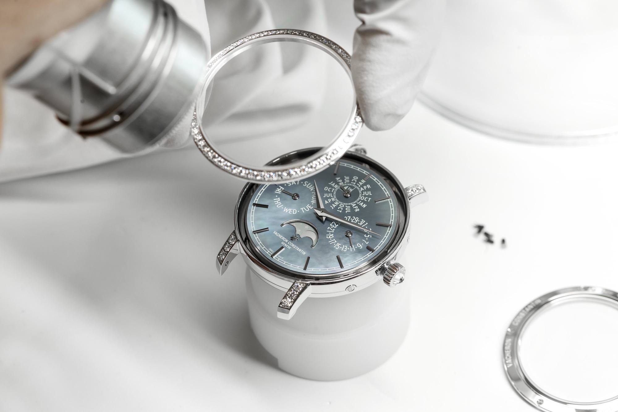 Traditionnelle Perpetual Calendar Ultra-Thin - Image 2
