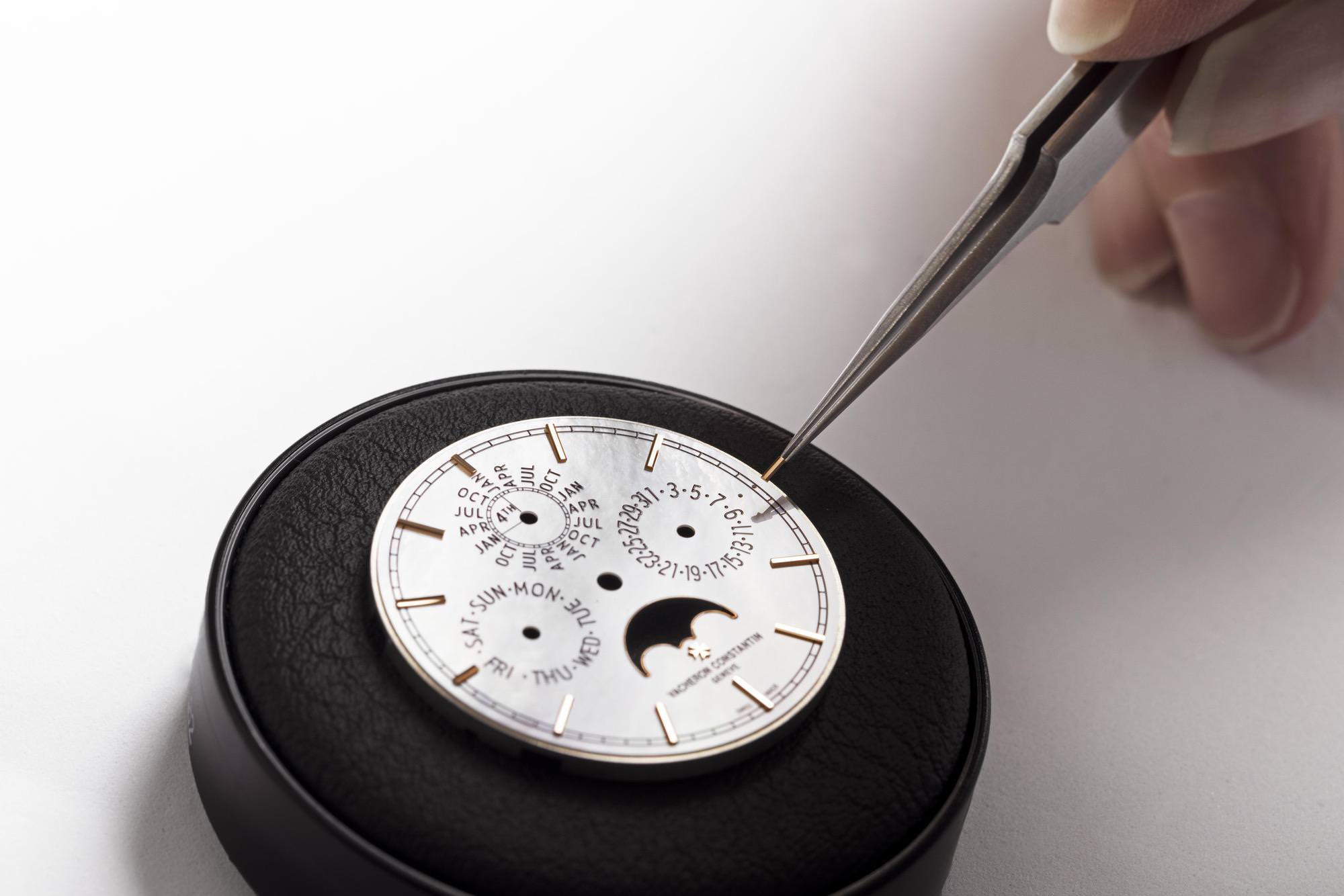 Traditionnelle Perpetual Calendar Ultra-Thin - Image 2