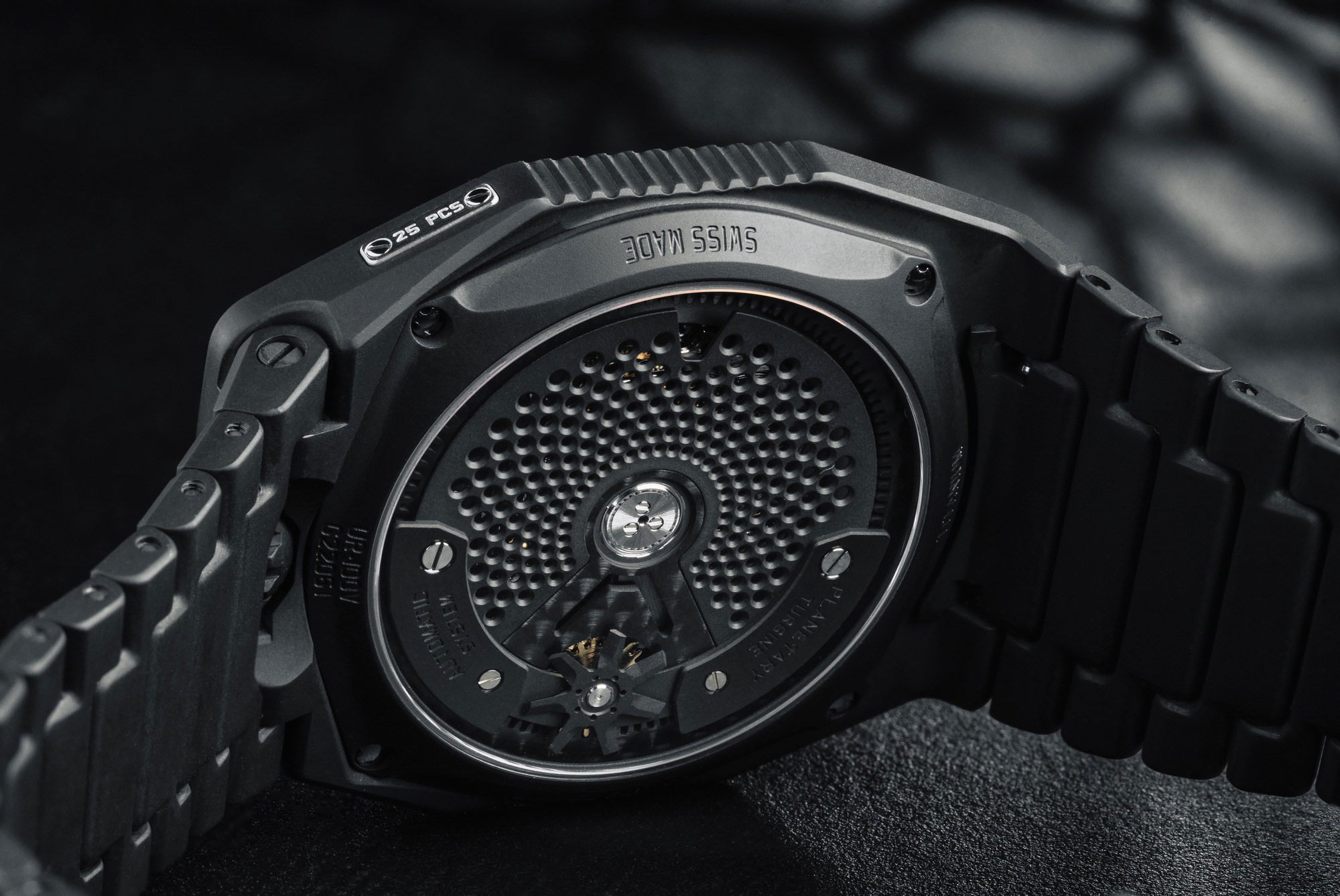 Urwerk UR-100V Full Black Titanium Jacket