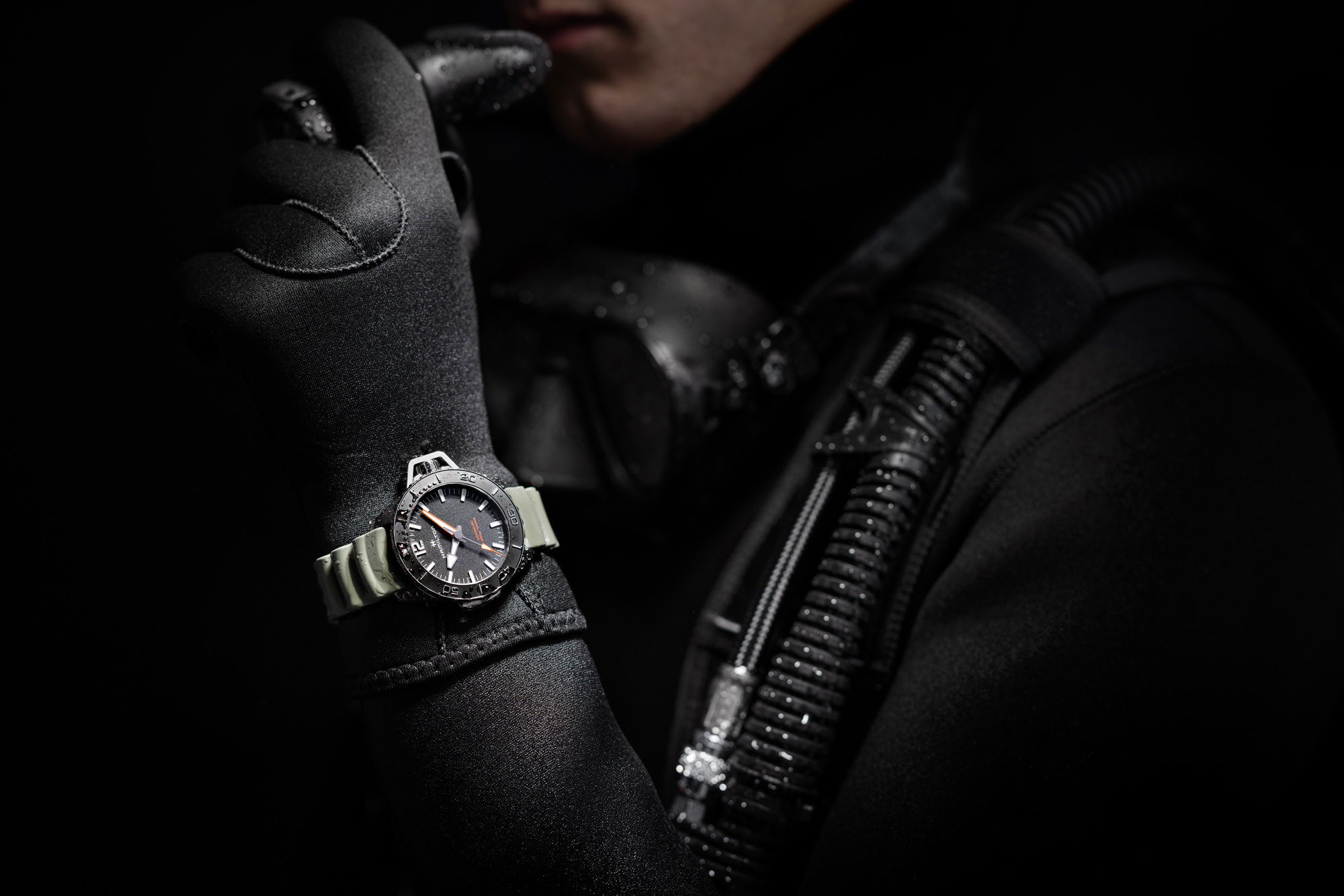 Hamilton Khaki Navy Frogman Auto 46mm