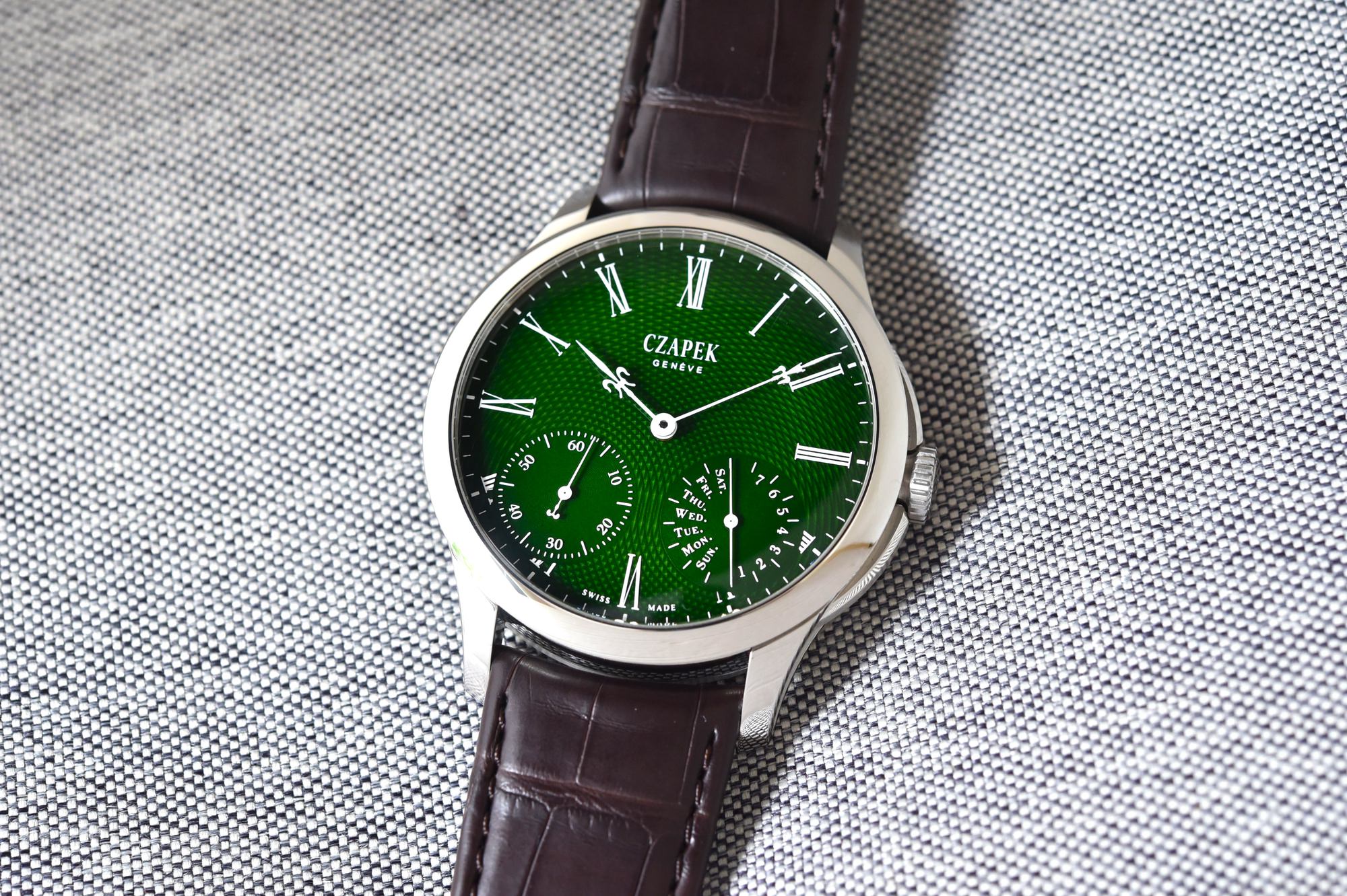 Quai des Bergues Emerald Green L - Image 6