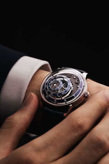 Trilobe Une Folle Journée Blue