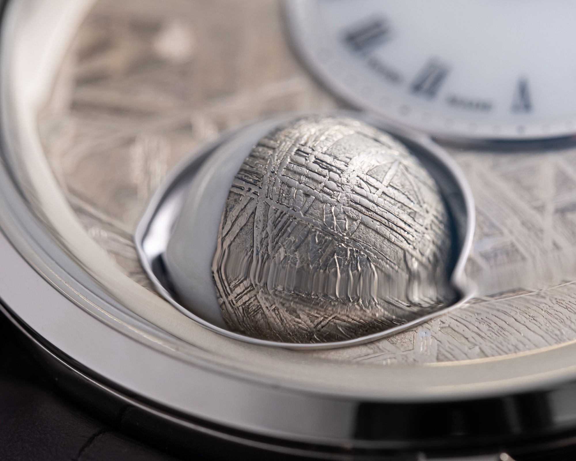 Arnold &amp; Son Luna Magna Platinum