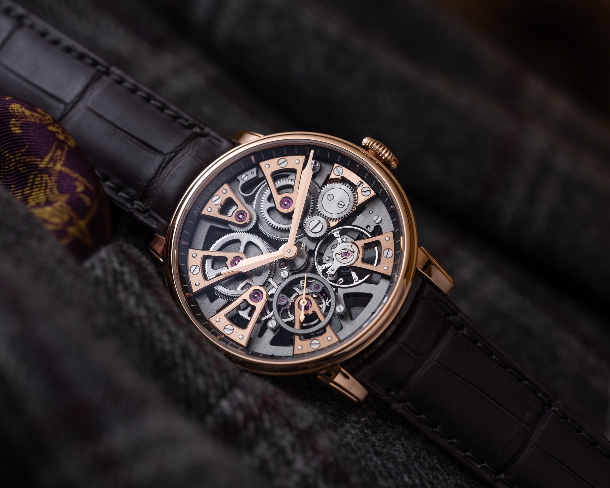 Arnold & Son Nebula 38 Red Gold