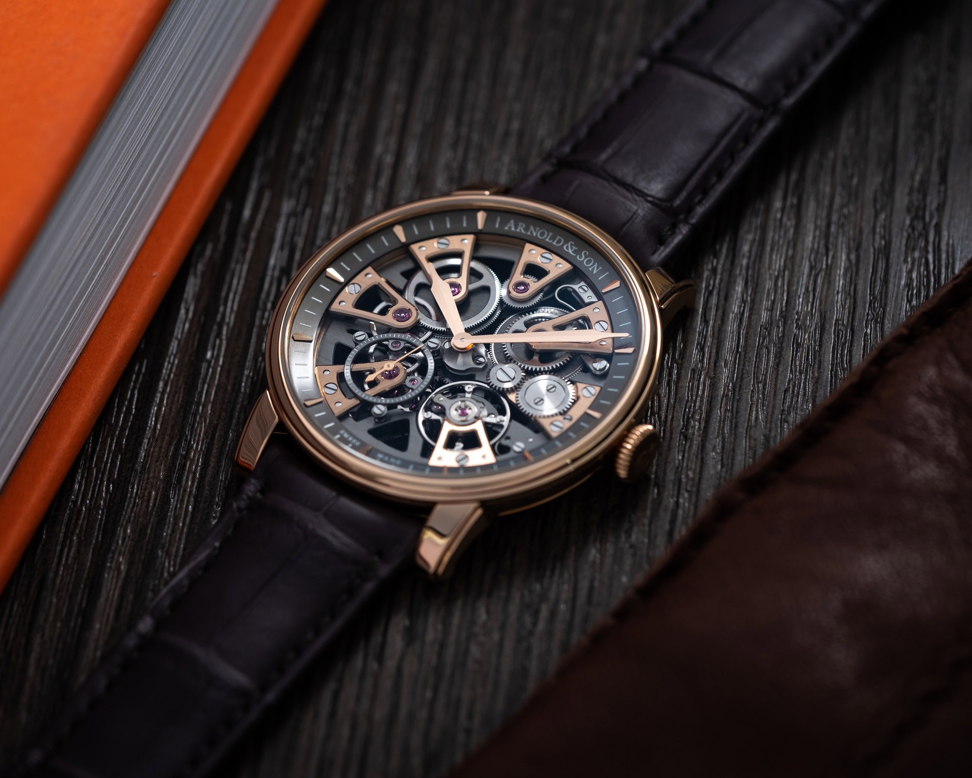 Arnold & Son Nebula 41.5 Red Gold
